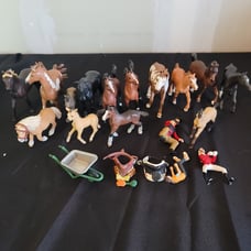 Horses schleich and other brands
