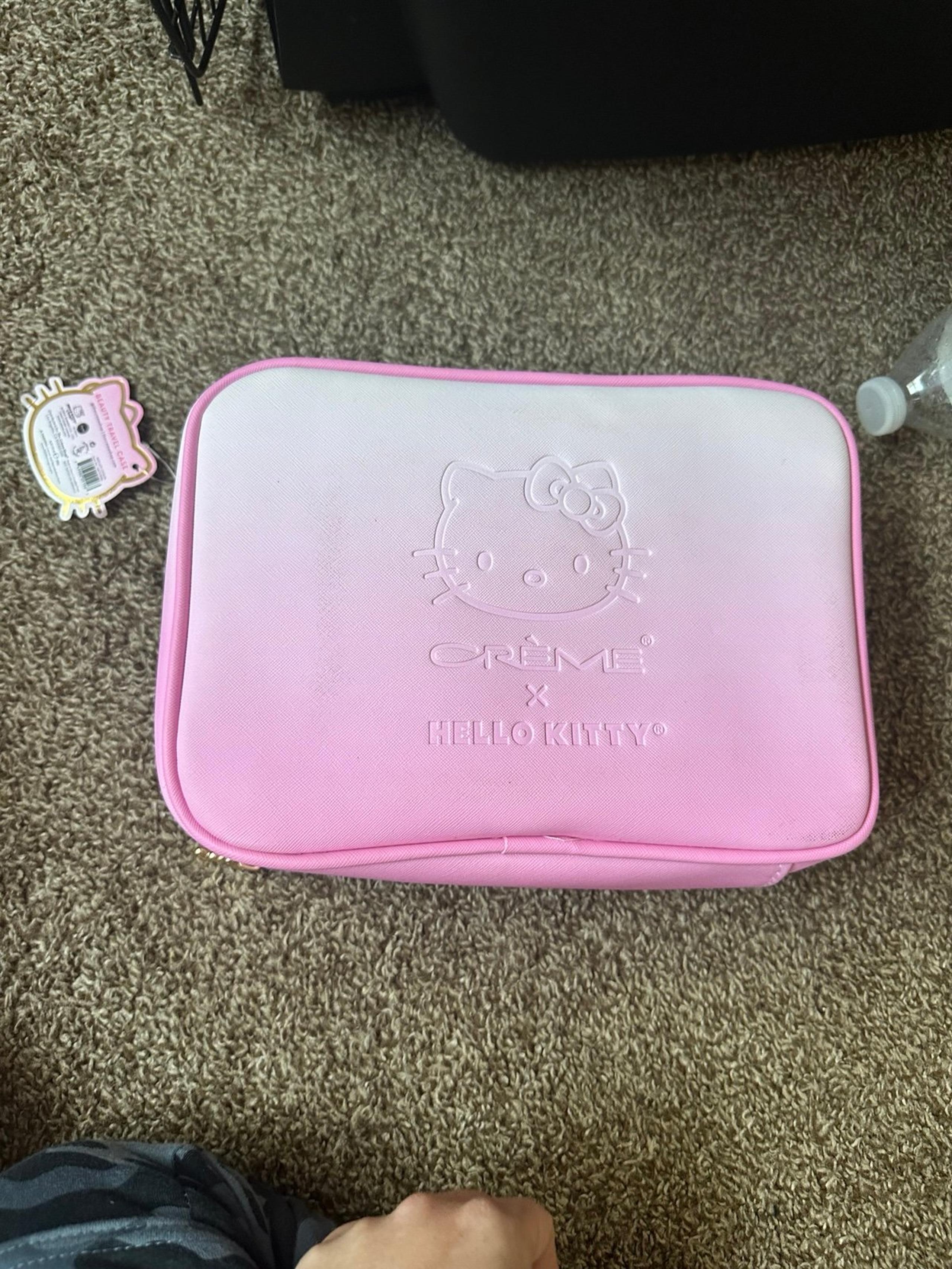 Creme hk make up bag