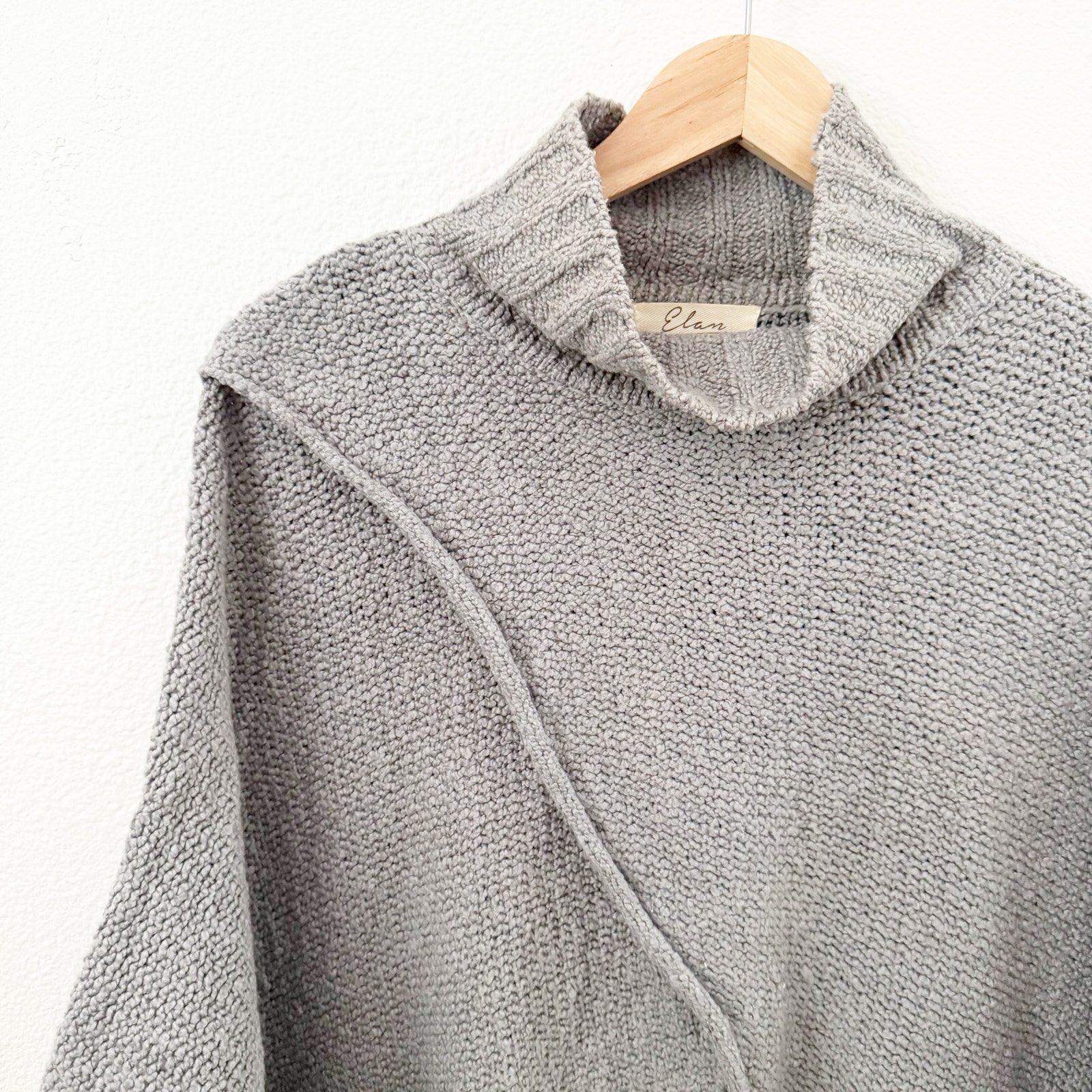 【IONSEOUL】Digan Cash Hachi Mock Neck Knit (9color) 5JH082 Solid Color Cable-Knit Button Turtleneck Poncho # P182