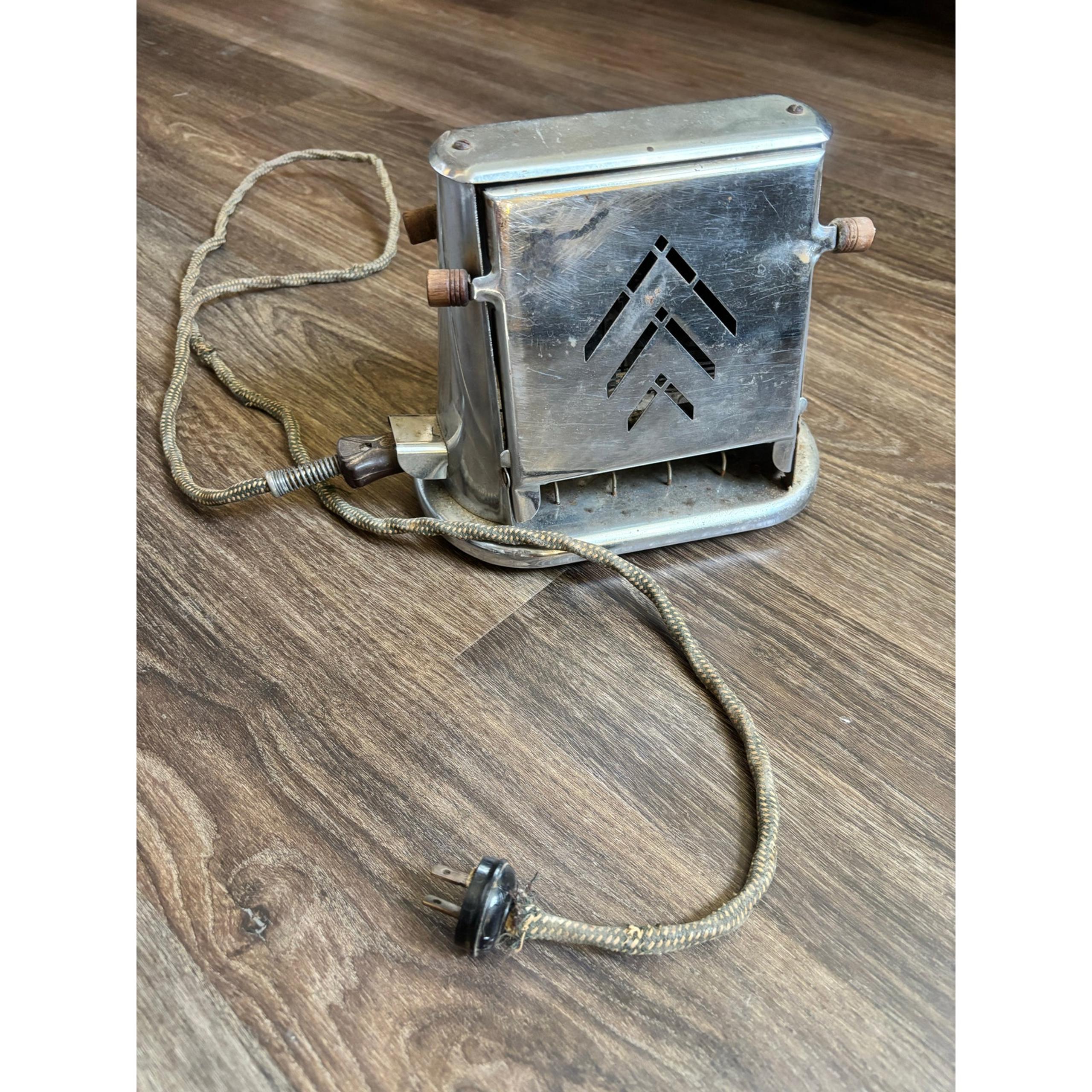 Vintage 1940s Samson Chrome 2 slice Toaster No. 5053 Toronto Canada AS IS
