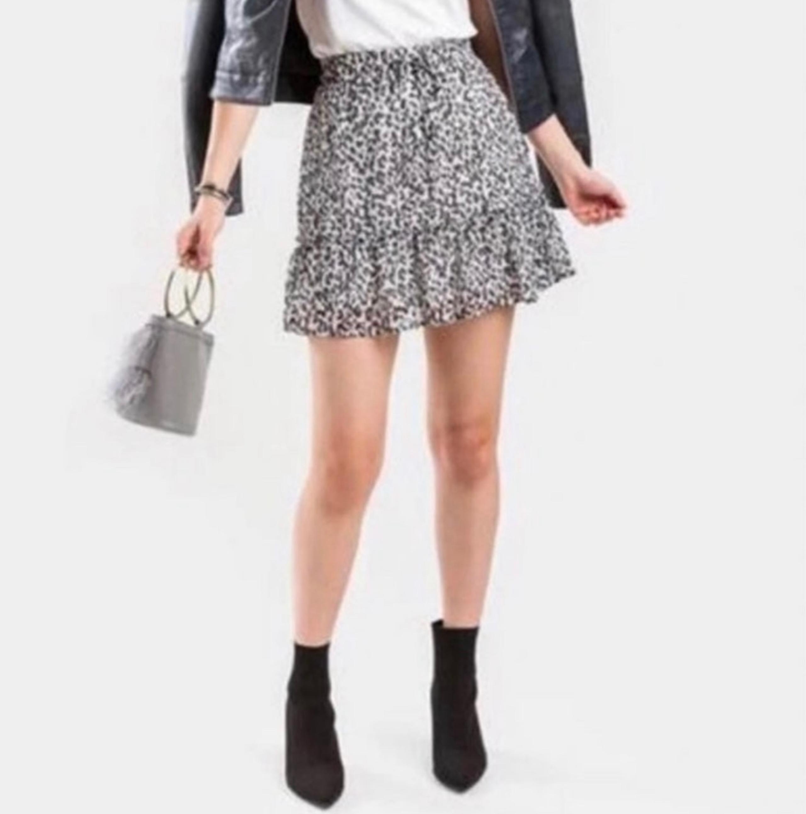 Francesca's Collections Leopard Print Feminine Ruffle Mini Cocktail Party Skirt