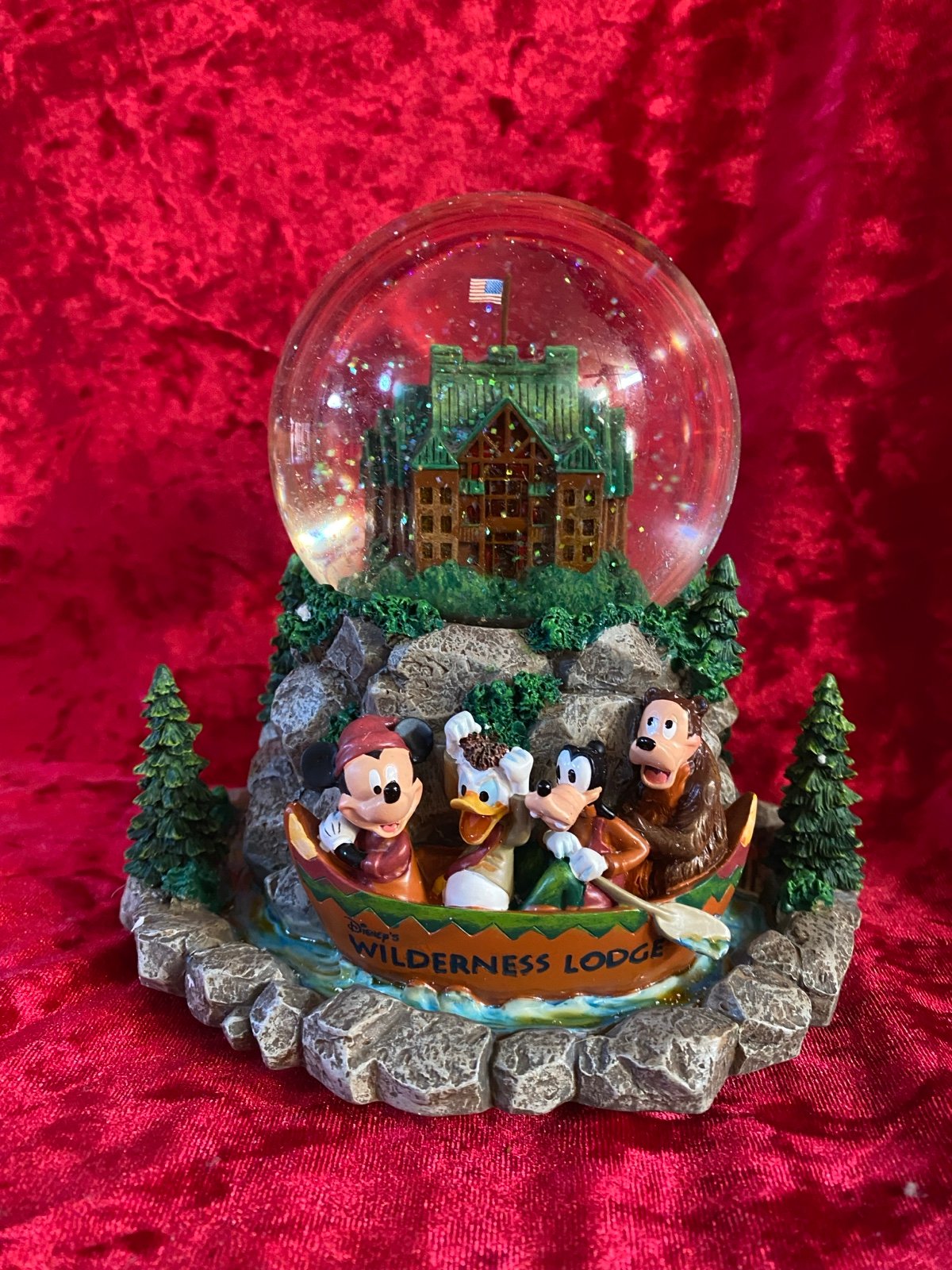 Disney Resort Wilderness Lodge snowglobe RARE