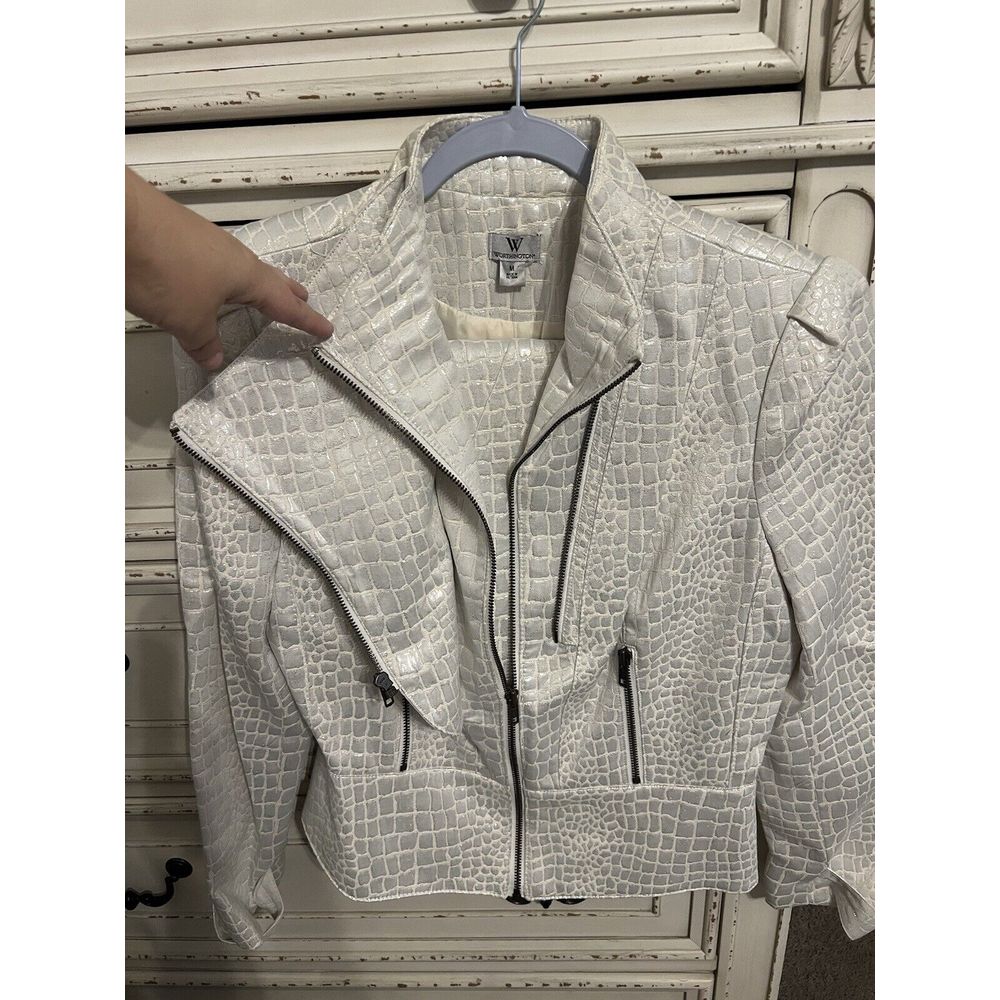 Worthington NWT white Skirt Suit Set Medium Skirt Size 4