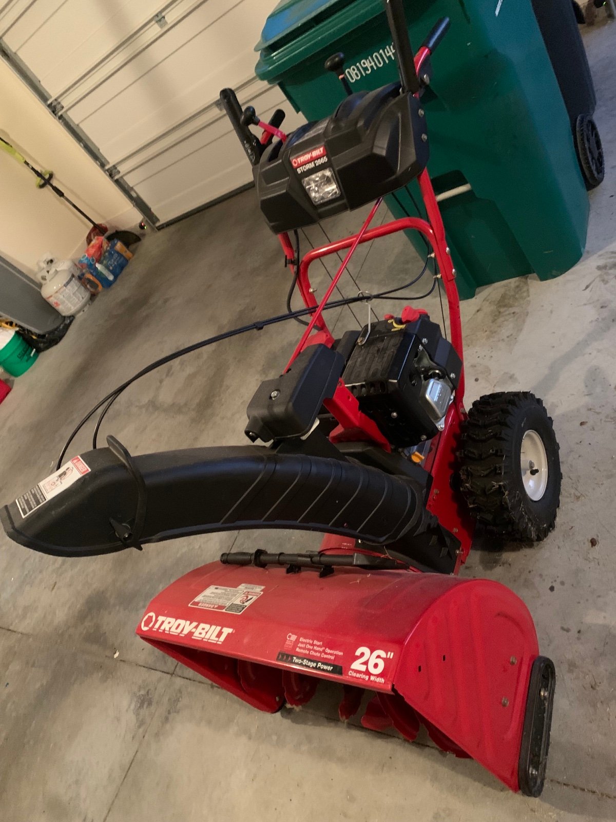 TROY BILT Snow Blower