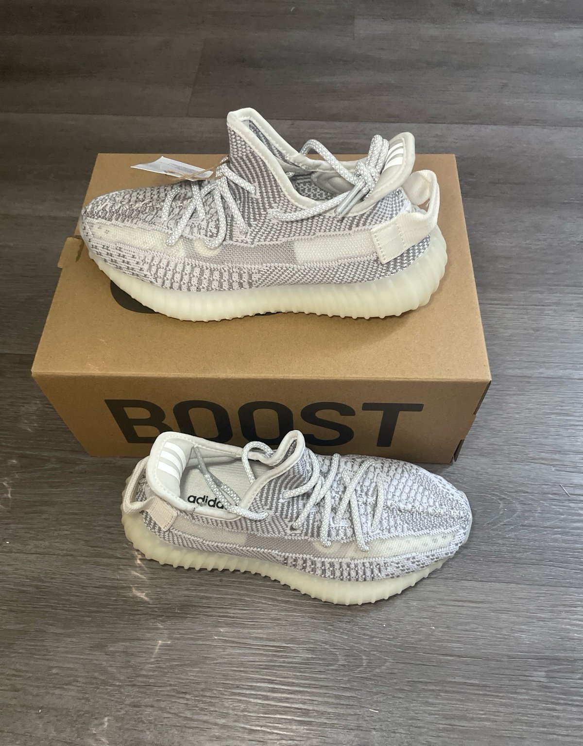 Yeezy Adidas Boost 350 V2 static