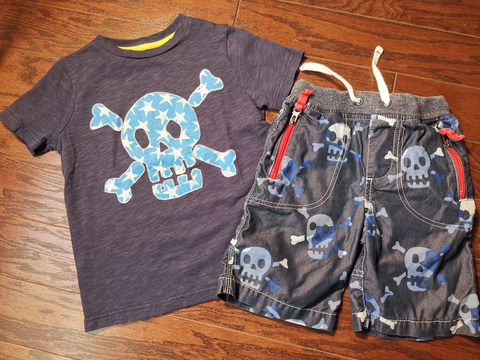 Mini Boden skull set 4-5