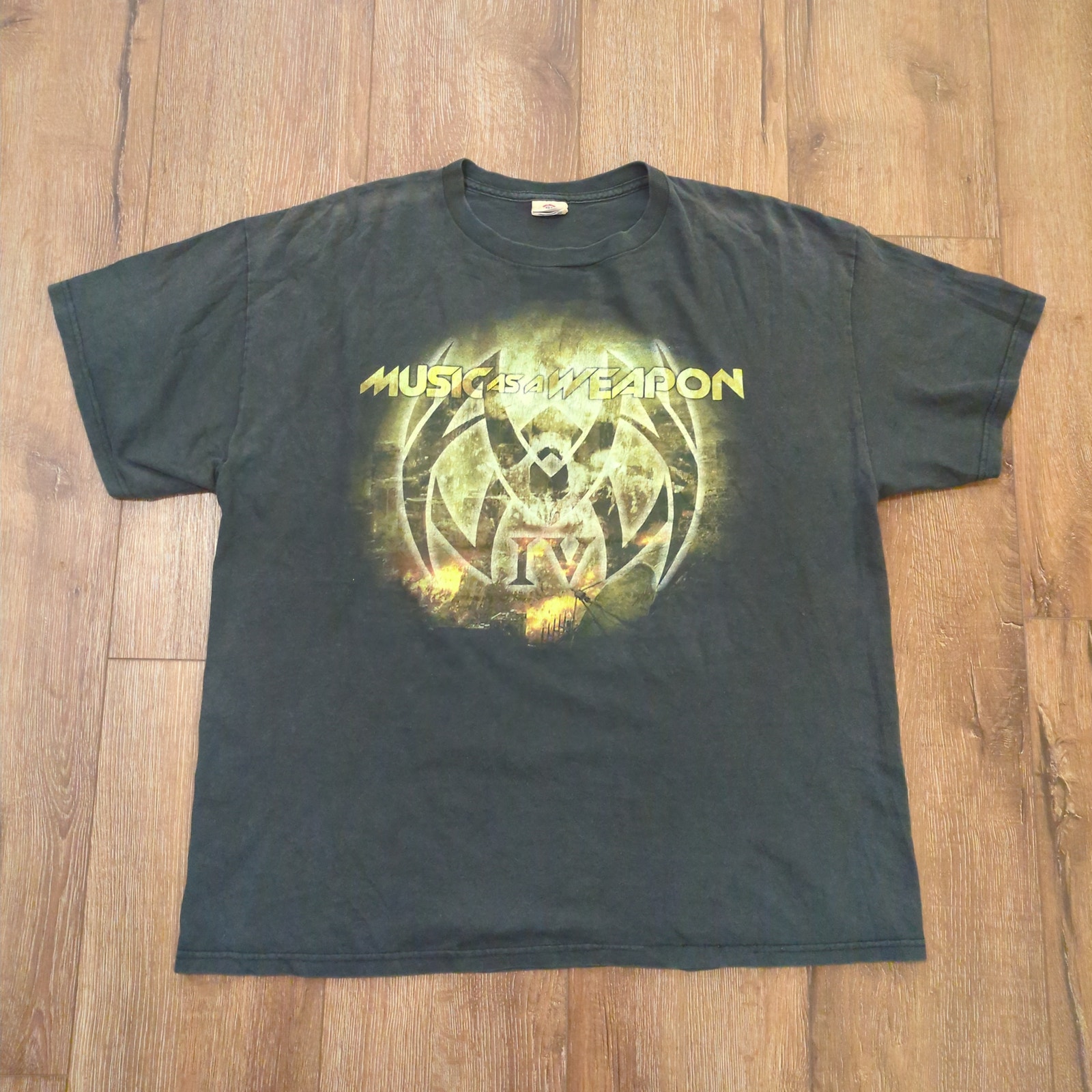 VTG Music As A Weapon Adult XL Shirt Punk Grunge Rock Metal Biker Skater 2009