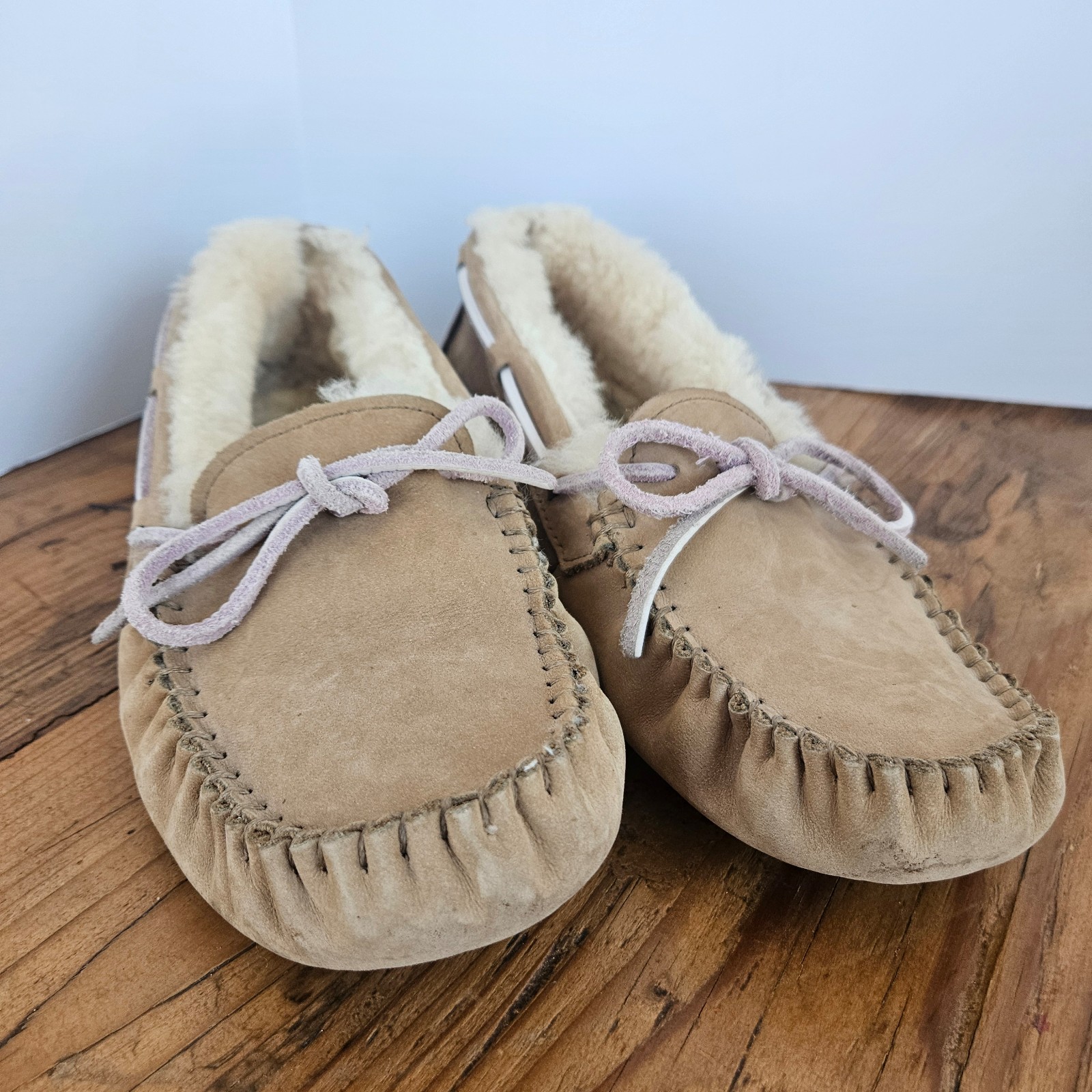 UGG Dakota Loafer Slippers Tan Shearling Lined Moccasins