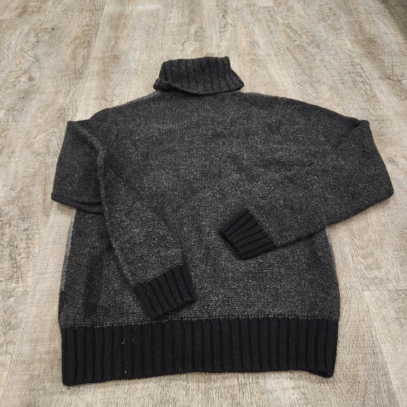 perry ellis turtleneck