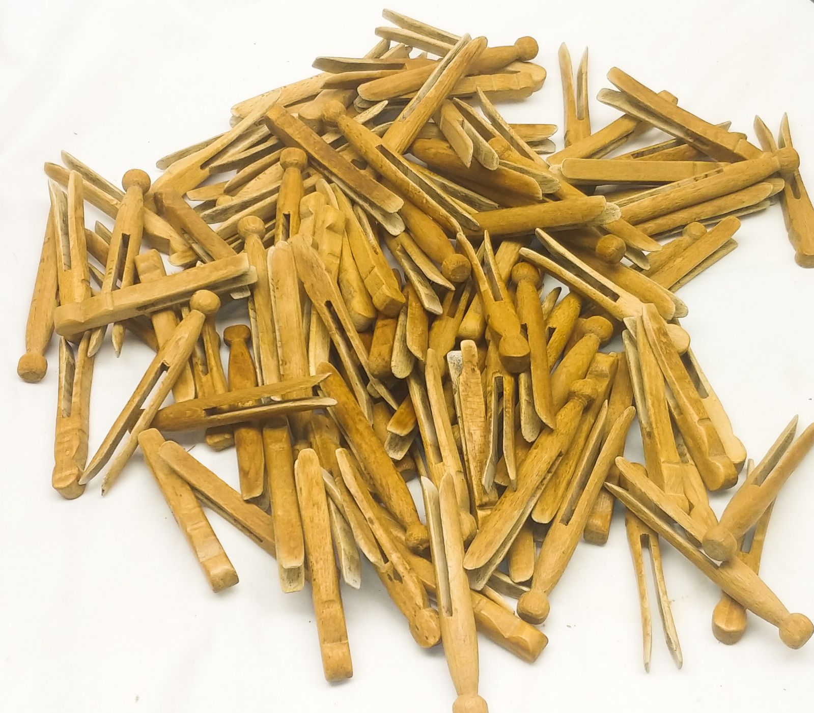Vintage Wooden Clothespins Round Flat Tp
