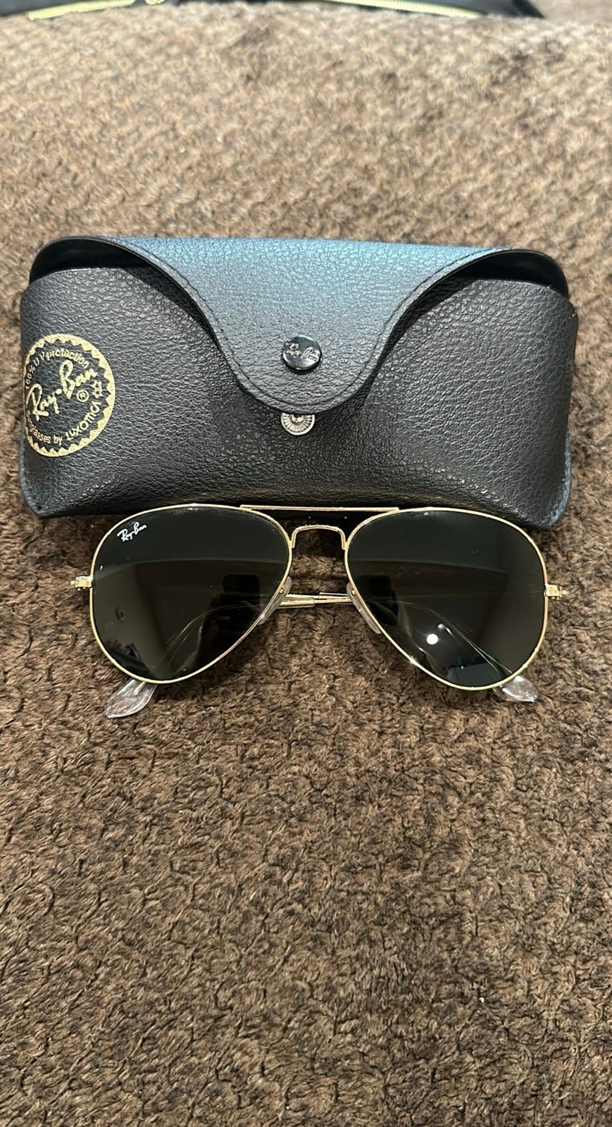 Authentic Women’s Ray-Ban Aviators