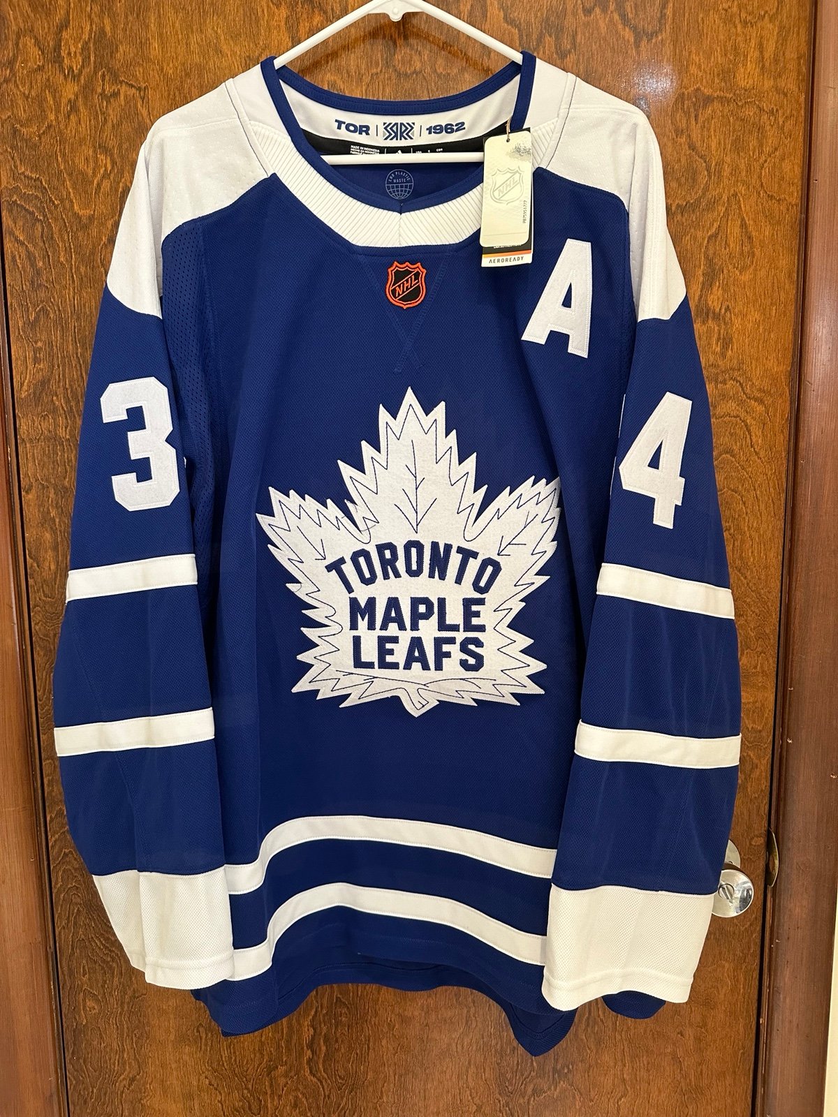 Toronto Maple Leafs Adidas Reverse Retro 2.0 Jersey #34 Matthews (56) NWT!