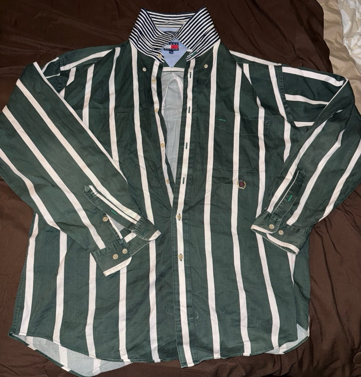 TOMMY HILFIGER Striped Button Down Shirt White Green Size XL used