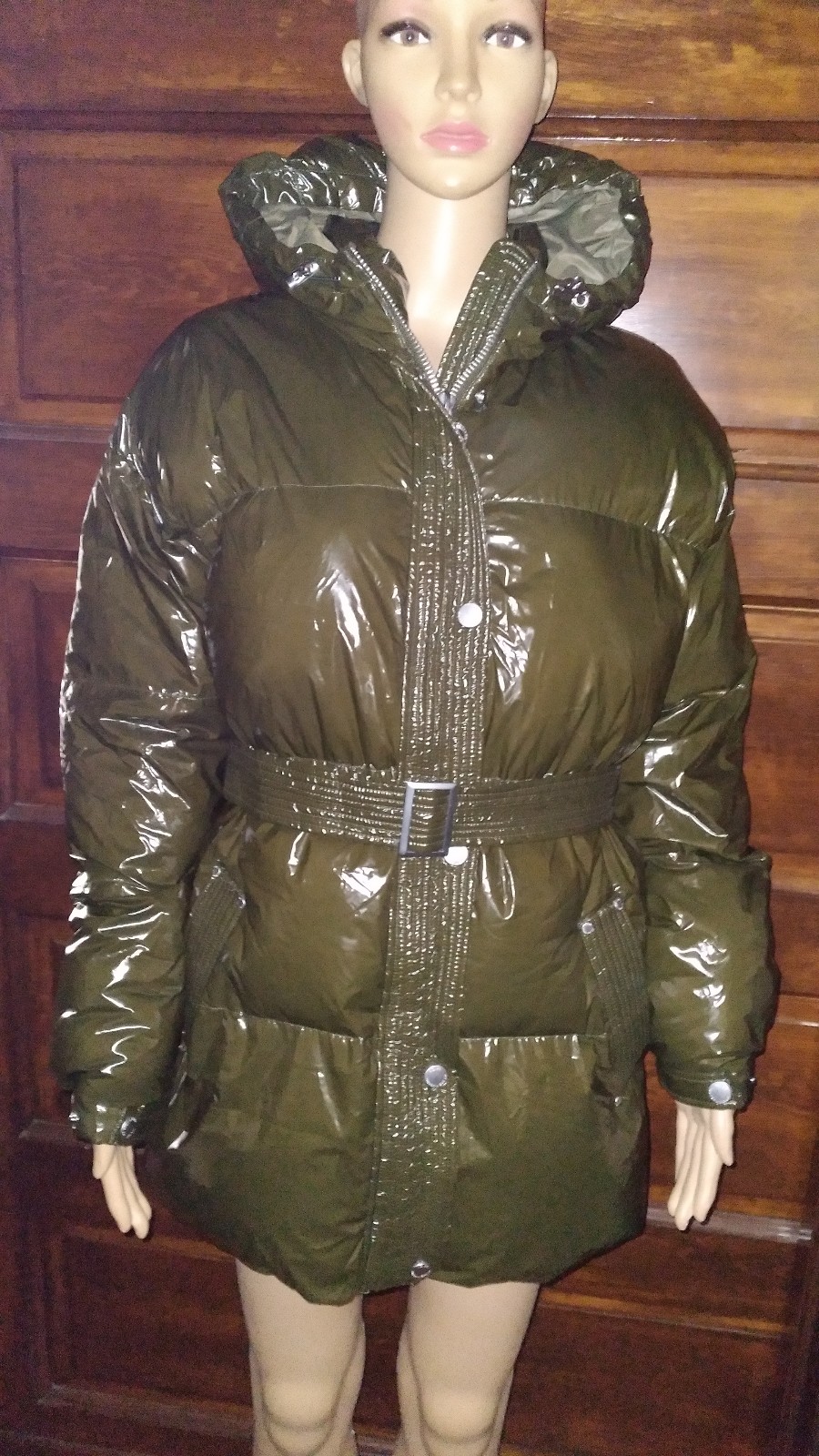 NOIZE cruelty free ladies SMALL green puffer coat jacket