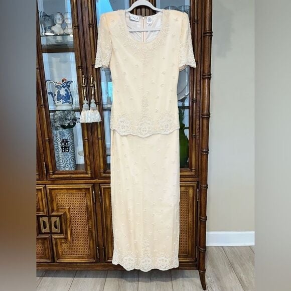 Scala Wedding/Mother of Bride Gown Size S Ivory Champagne