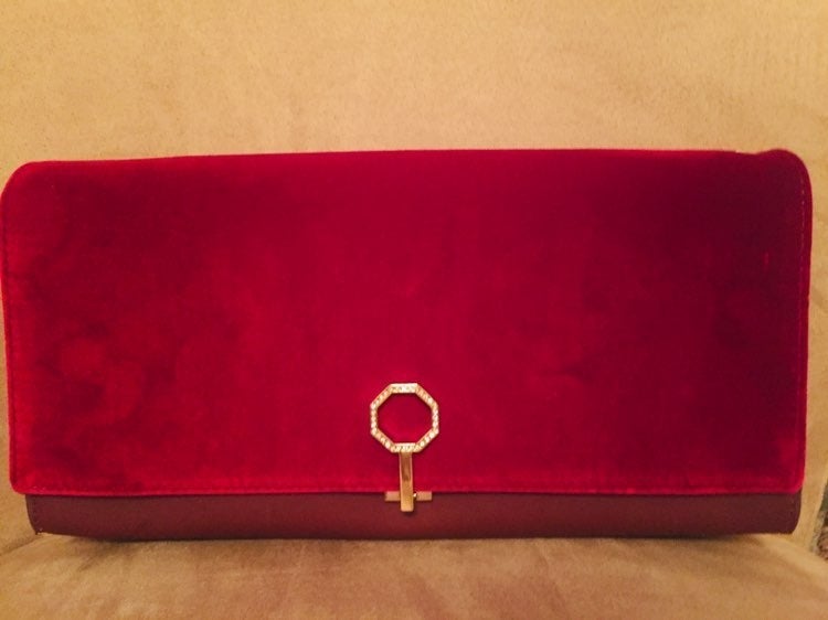 clutch purse