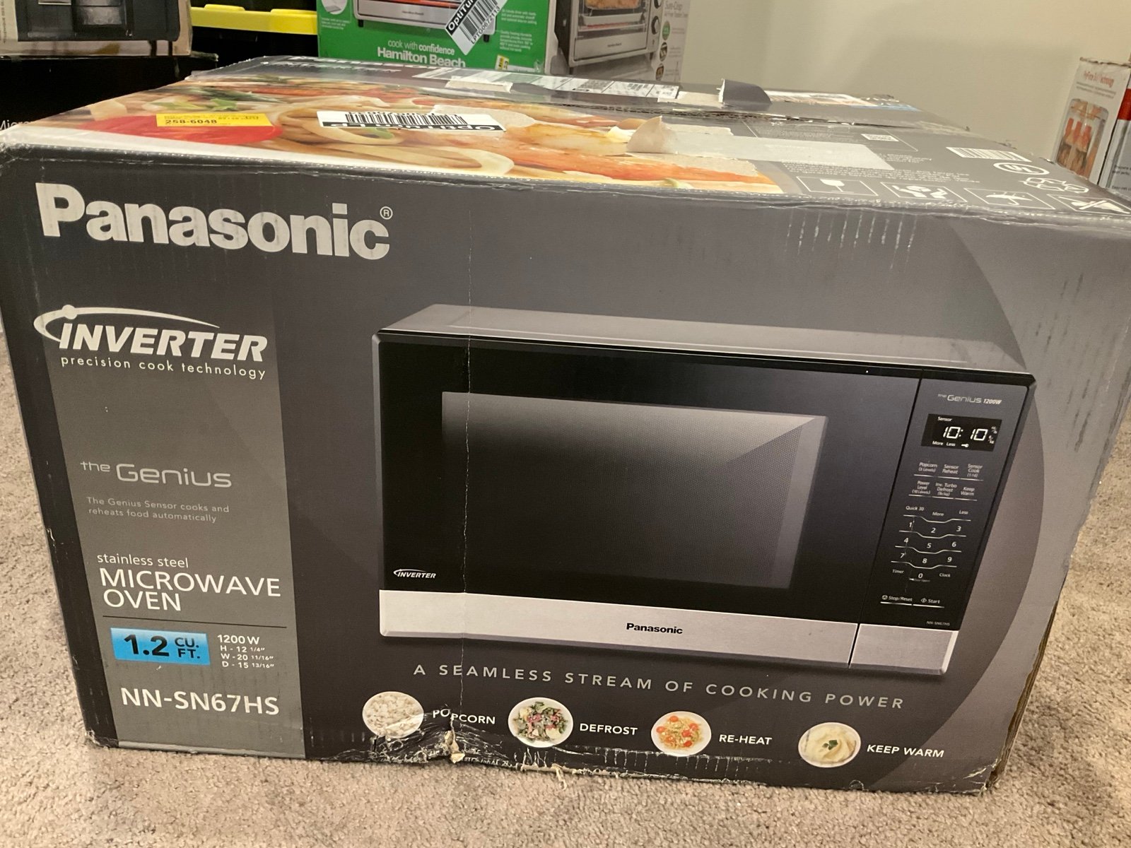 Panasonic 1.2cu ft Microwave NEW
