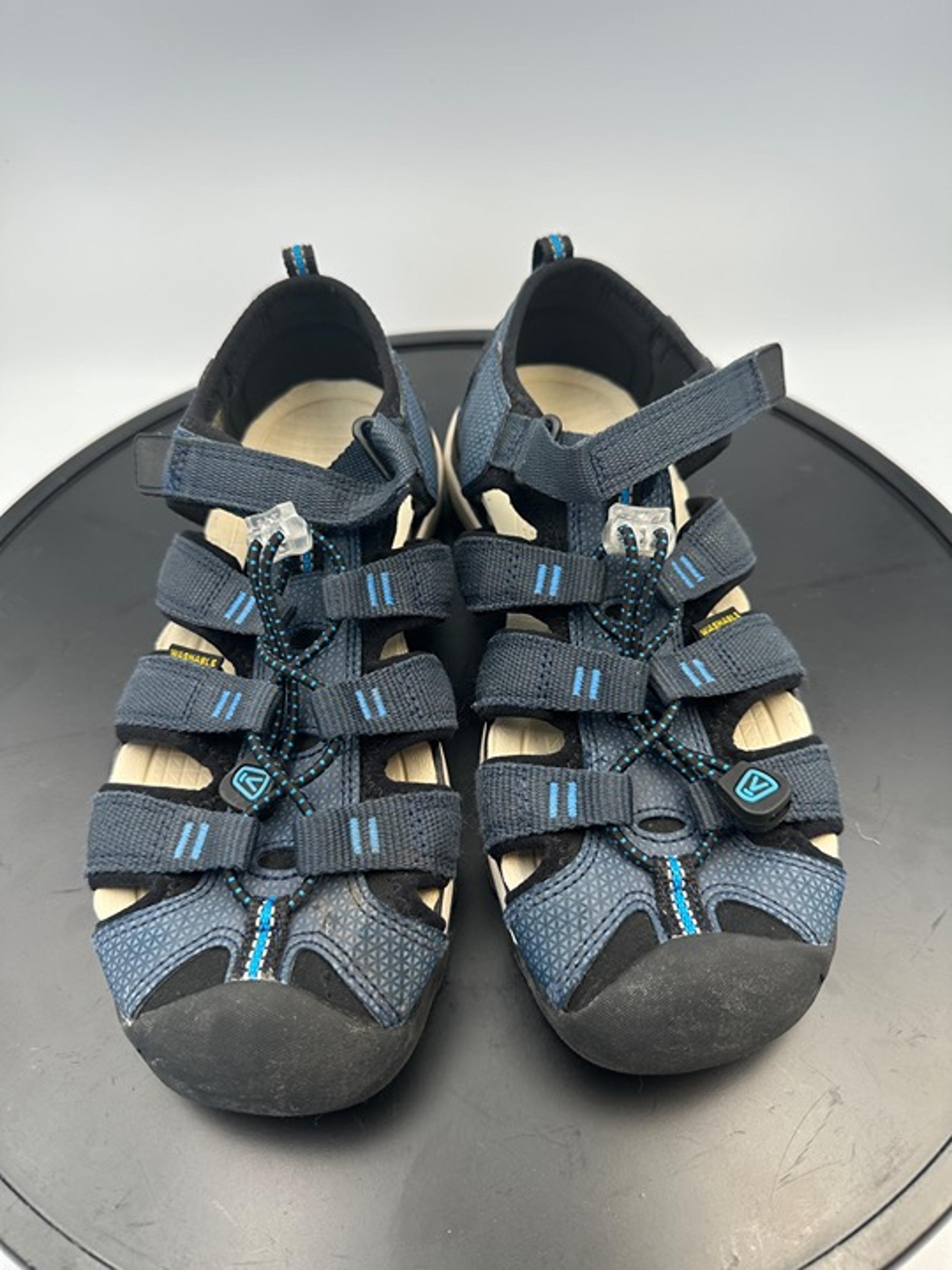 Keen Kids Newport H2 Big Kids Blue Black Waterproof Hiking Sandals Size 5