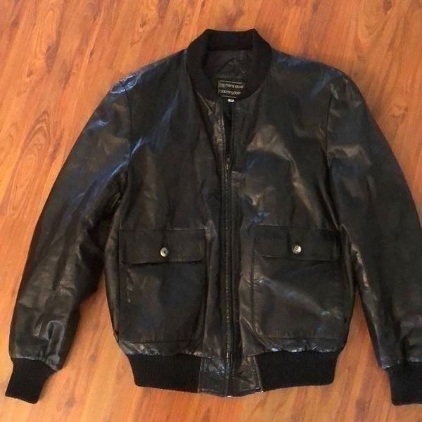 Bloomingdales The Mens store black leather jacket size 46