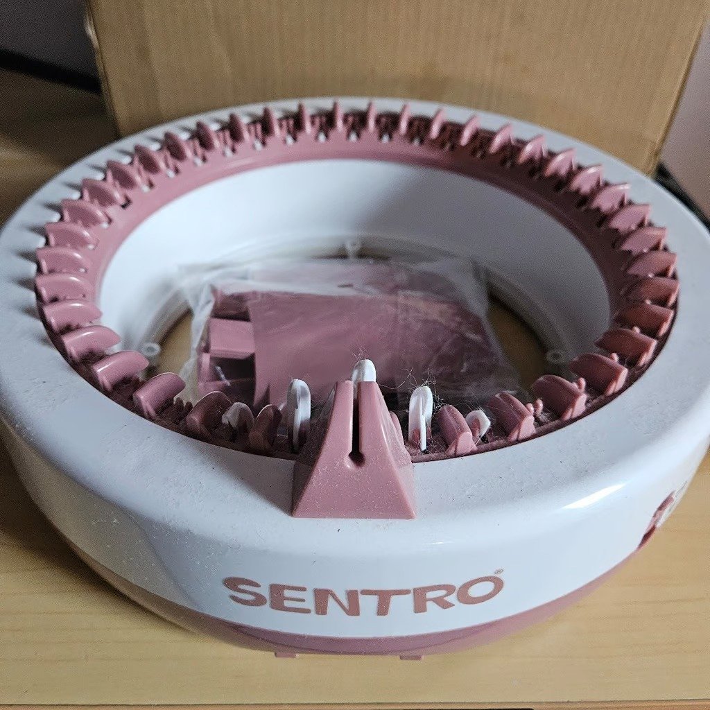 Sentro 48 Needles knitting machine brand new opened box