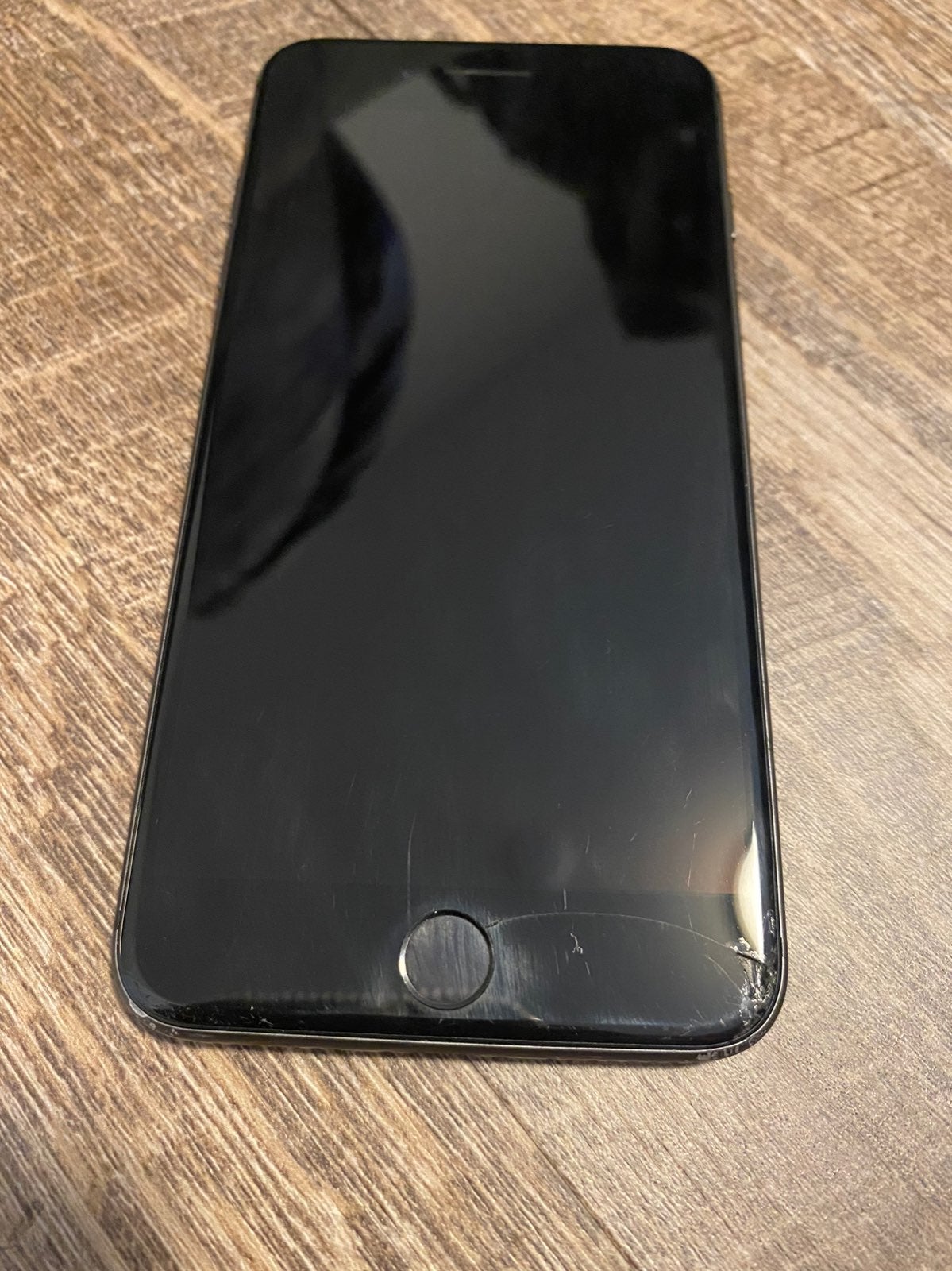 iPhone 8 Plus Space Gray 64 GB Unlocked