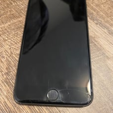 iPhone 8 Plus Space Gray 64 GB Unlocked