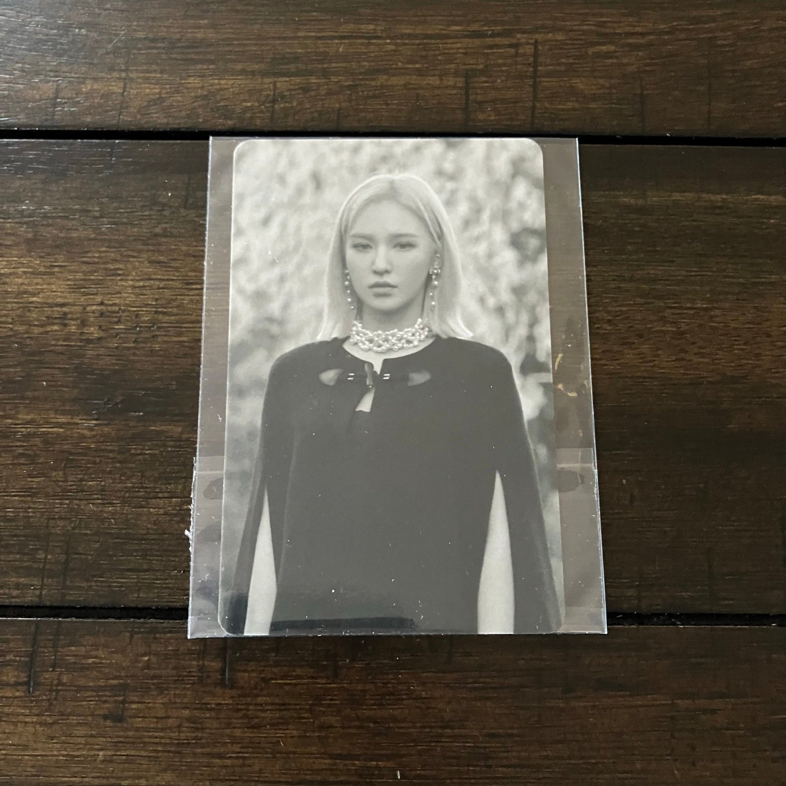 Red Velvet Wendy Photocard La Rouge Japan Random B Version