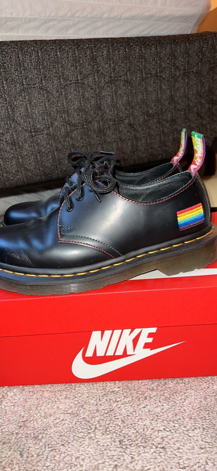 Oxford Doc Martens Size 6