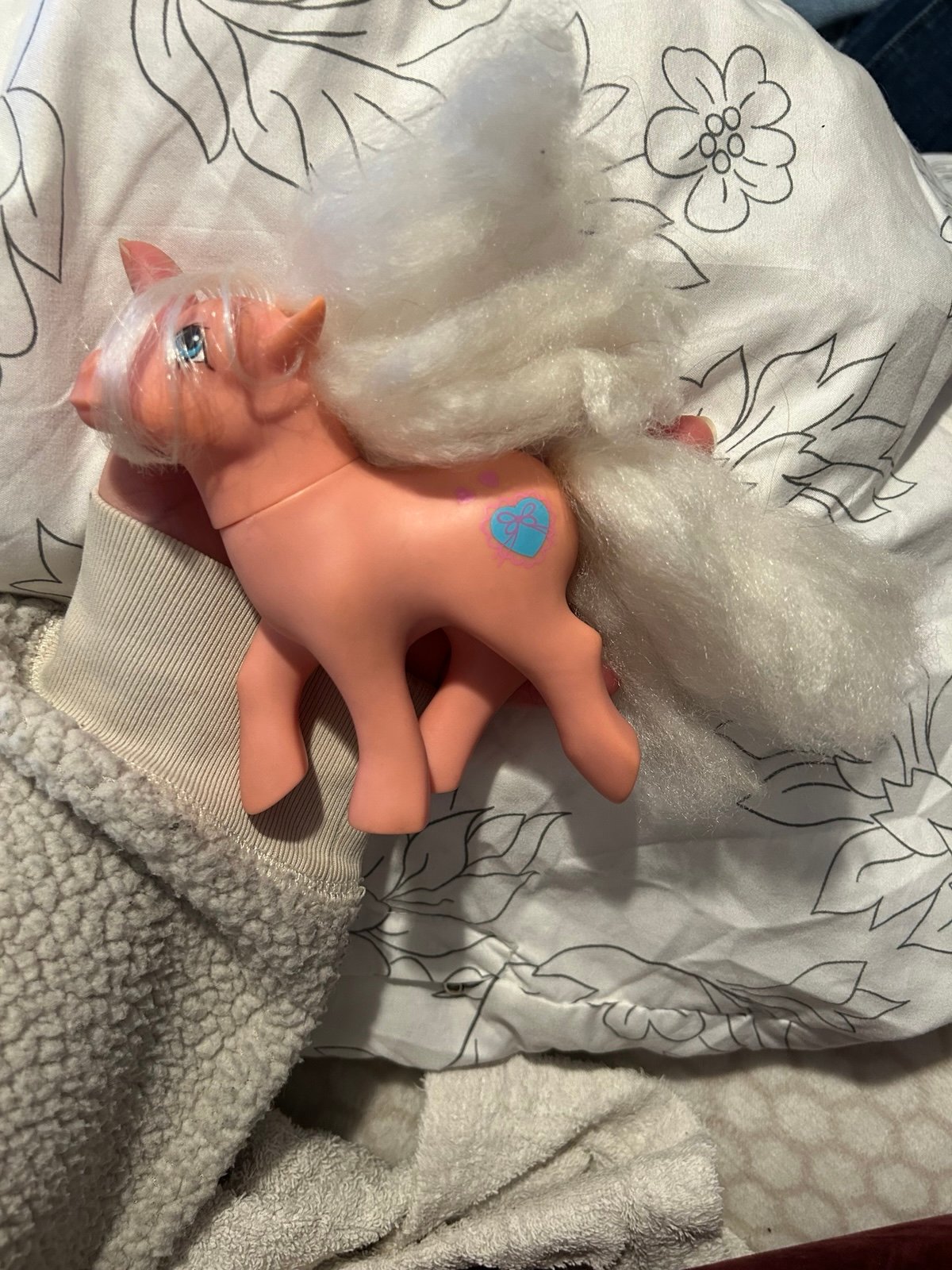 G1 my little pony sweet lily perfume puff