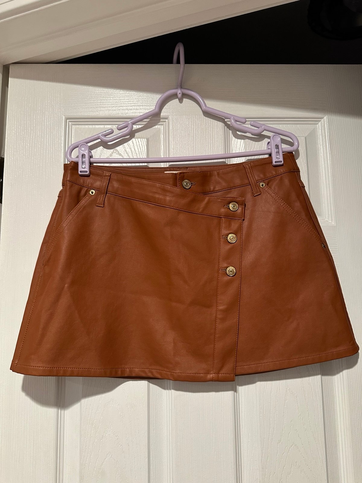 New We The Free Wynne Vegan Leather Skirt Carmel Cafe Brown Button Front Size 31