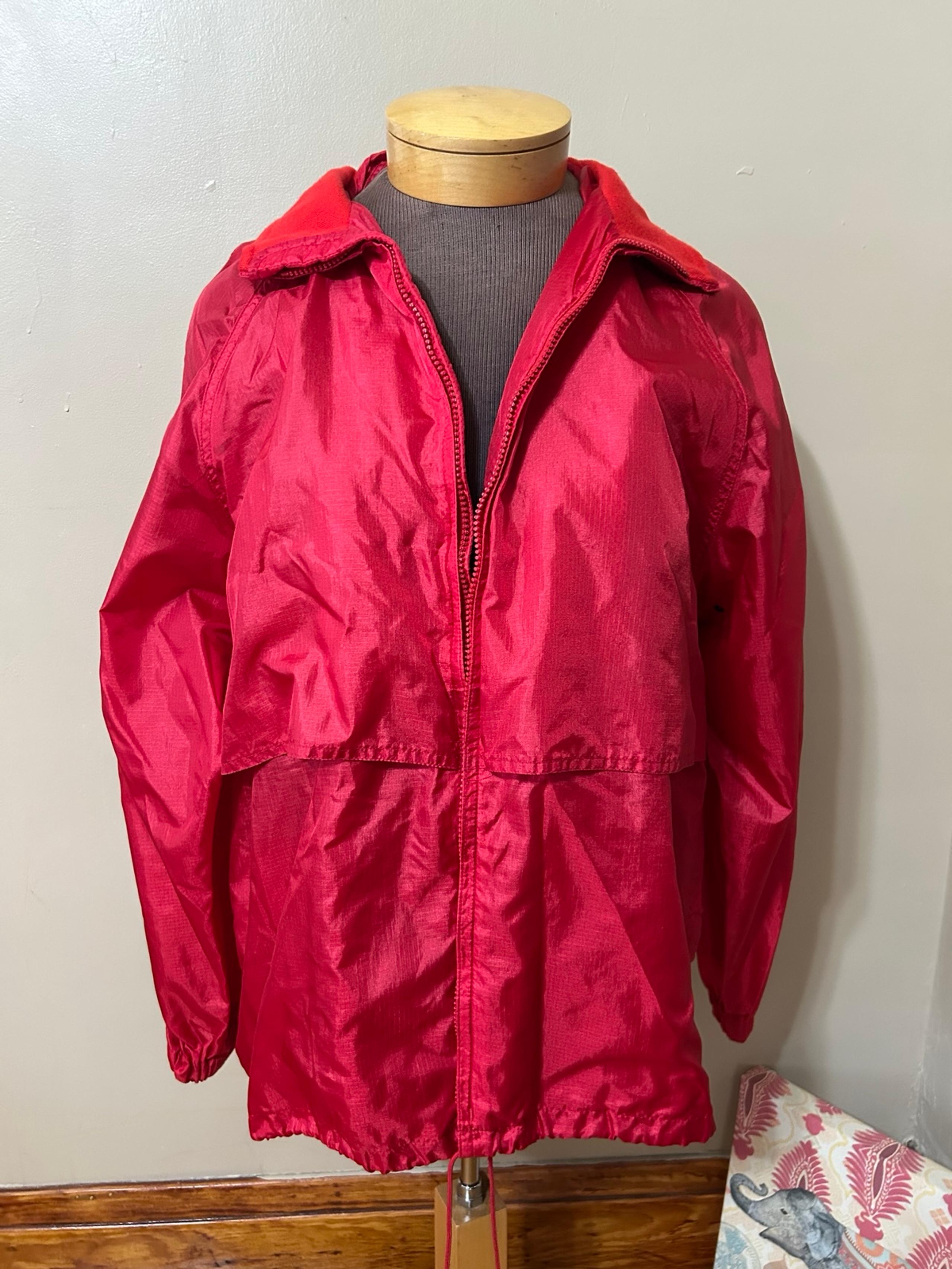 Eddie Bauer Mens Vintage Red Nylon Windbreaker Zip Up L Vented Packable Hood