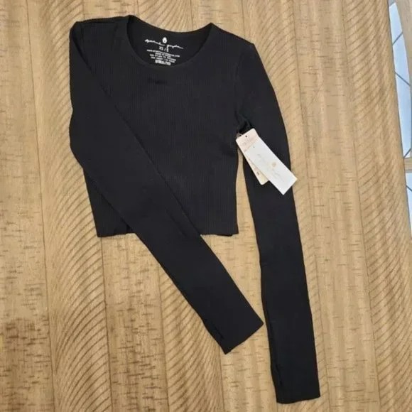 SPIRITUAL GANGSTER Serene Seamless Twist Back Top Black Crop Long Sleeve XS/S