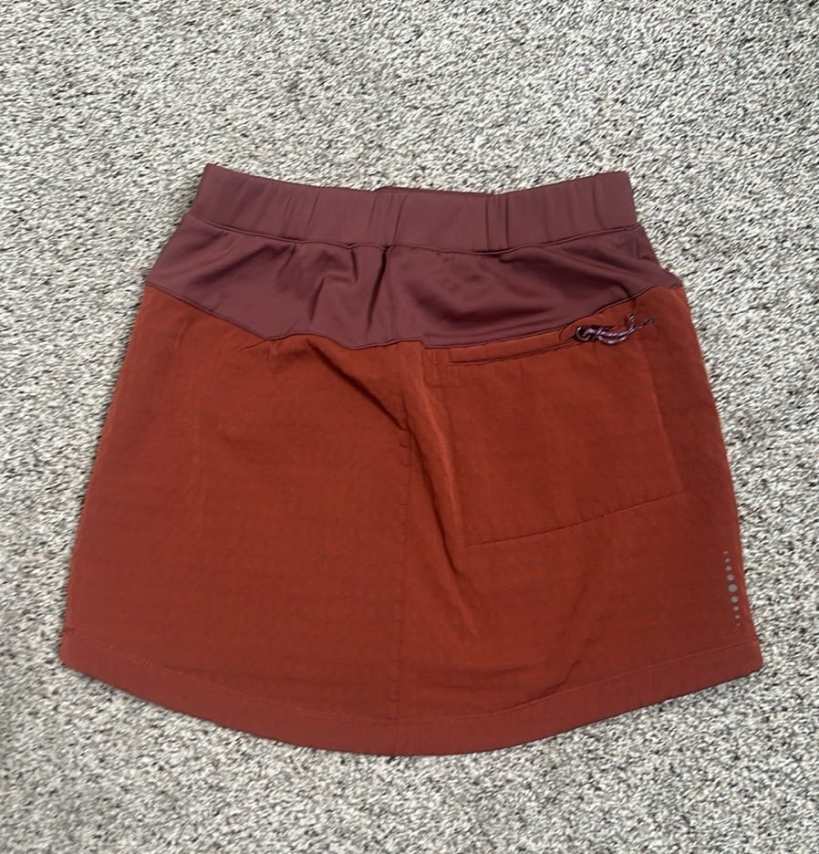 Title nine burnt orange adjustable waist mini skirt 3 pockets size XS