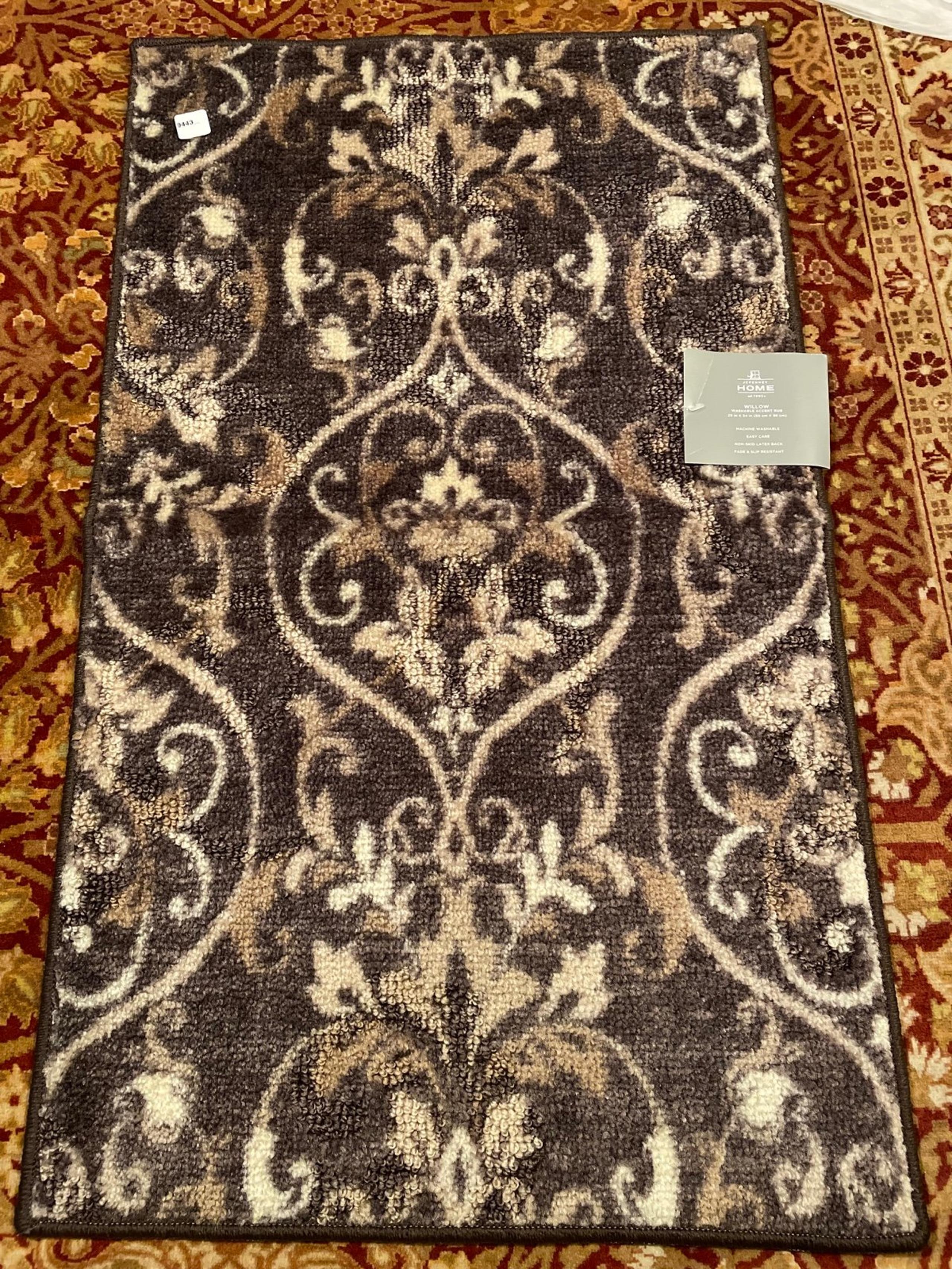 Willow Washable Accent Rug 20 in x 34 in (NWT)