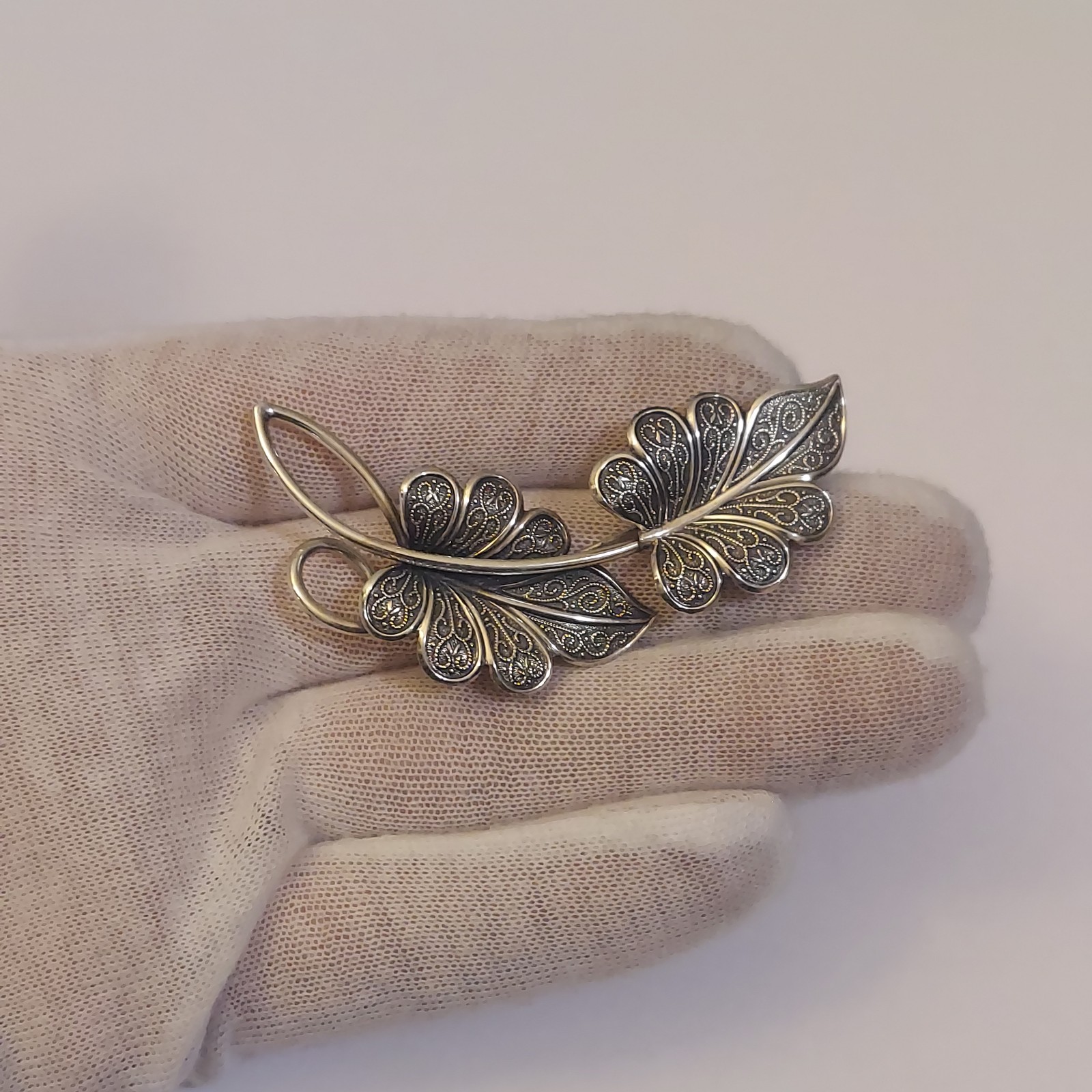 Beau Sterling In Vintage Designer Fine Pins & Brooches for