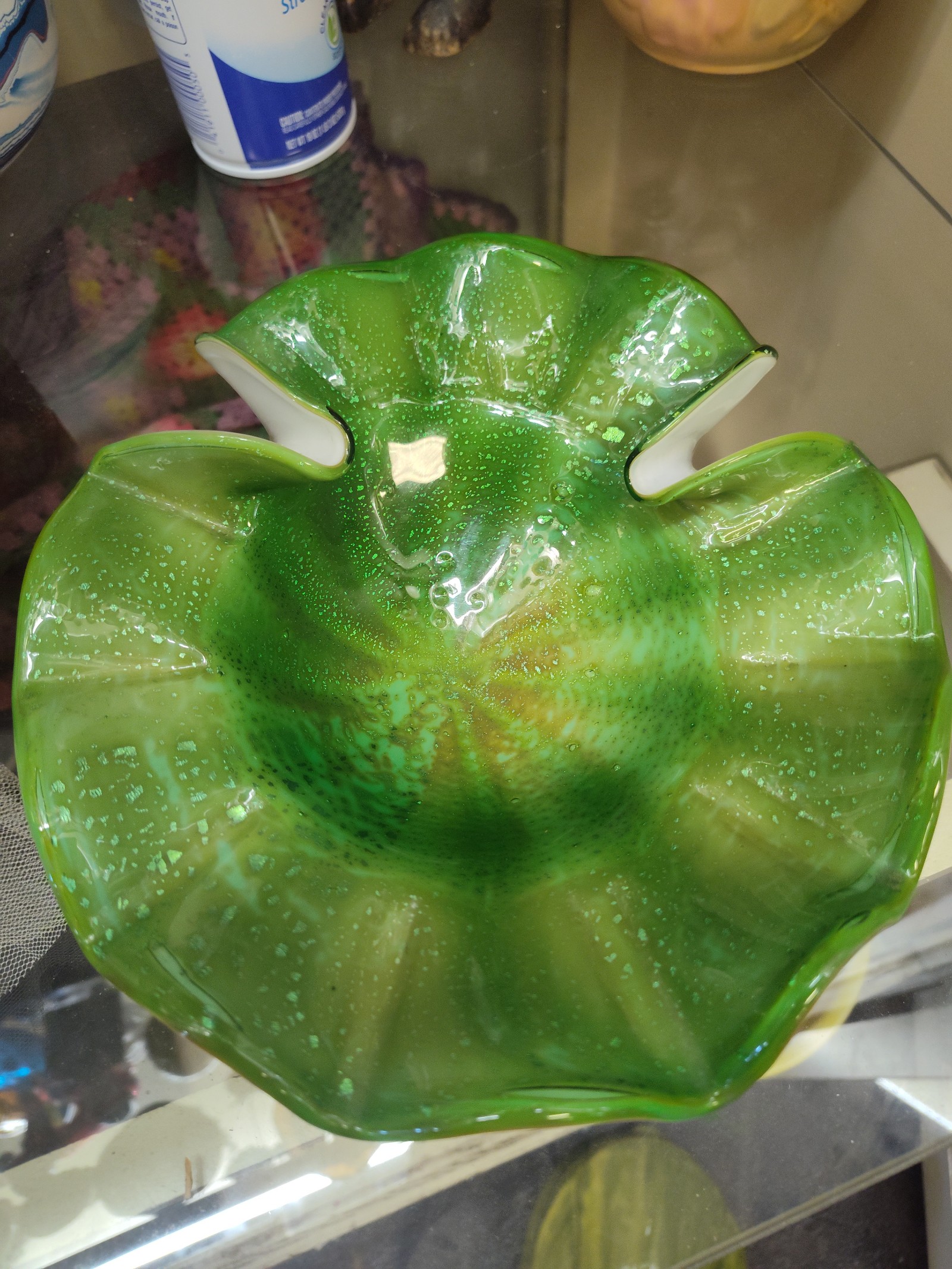 Leaf glass dish