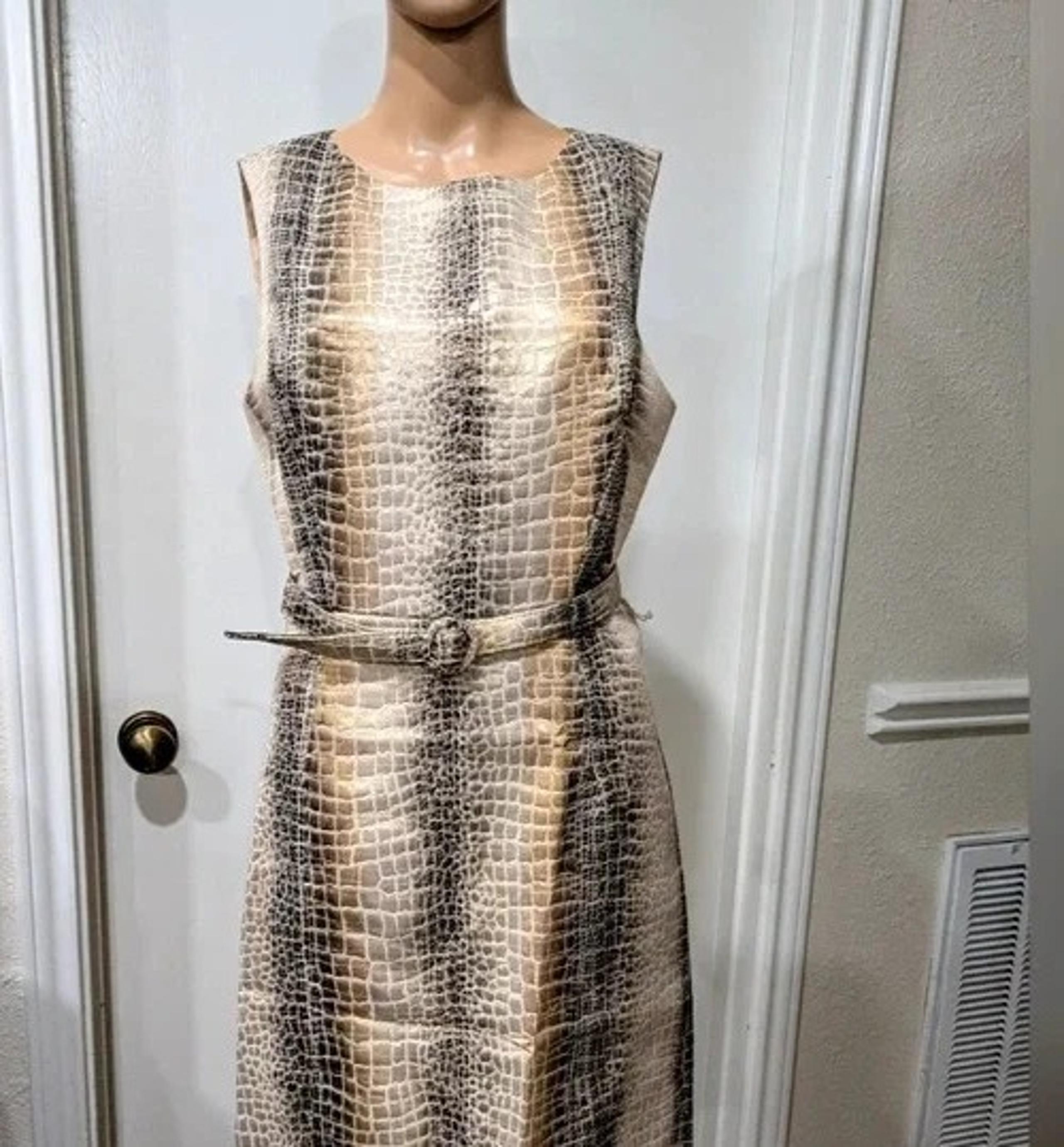 Vtg. Sleeveless Sheath Dress Sz.10 Tan & Gold Metallic Faux Snake Print ELIZA J