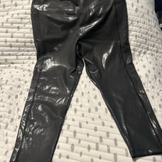 Victoria’s Secret Pink Black Shiny Capris Size XXL NWT