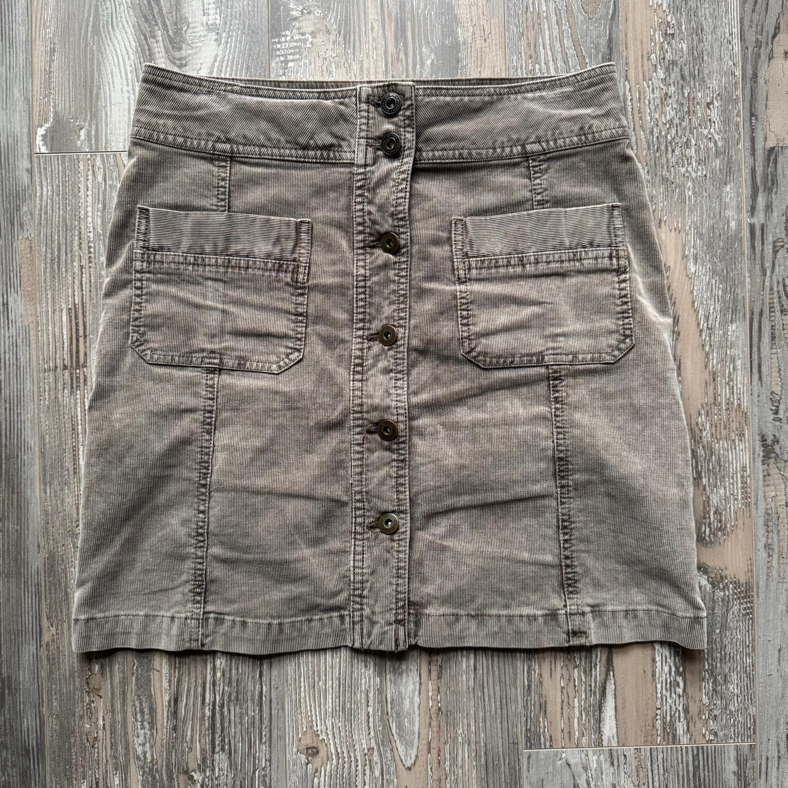 Women’s Vintage PrAna Light Brown Grey Corduroy Mini Skirt Size 6 Buttons Pocket