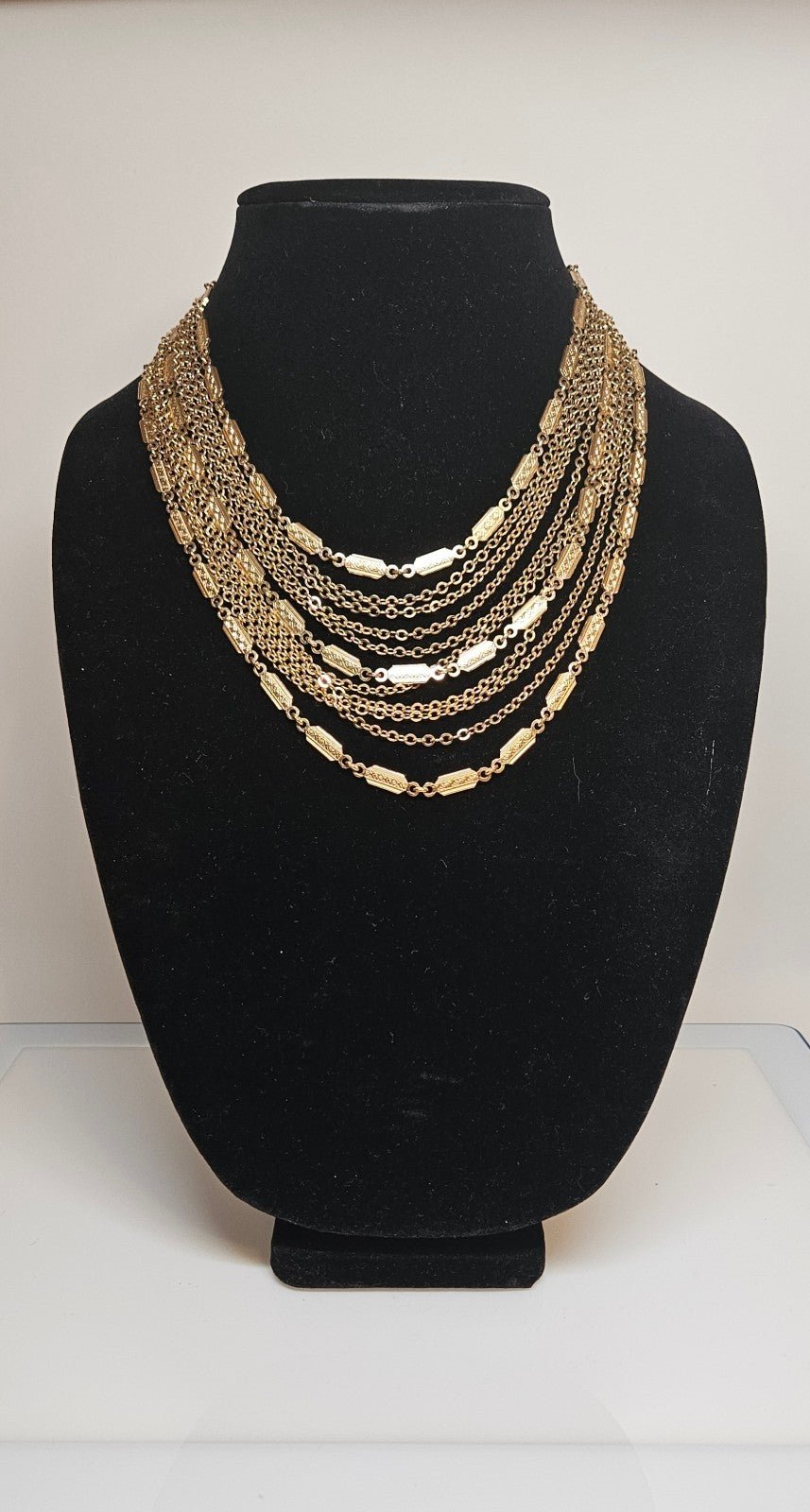 Vintage Monet Gold Tone Choker/Collar Chain Necklace