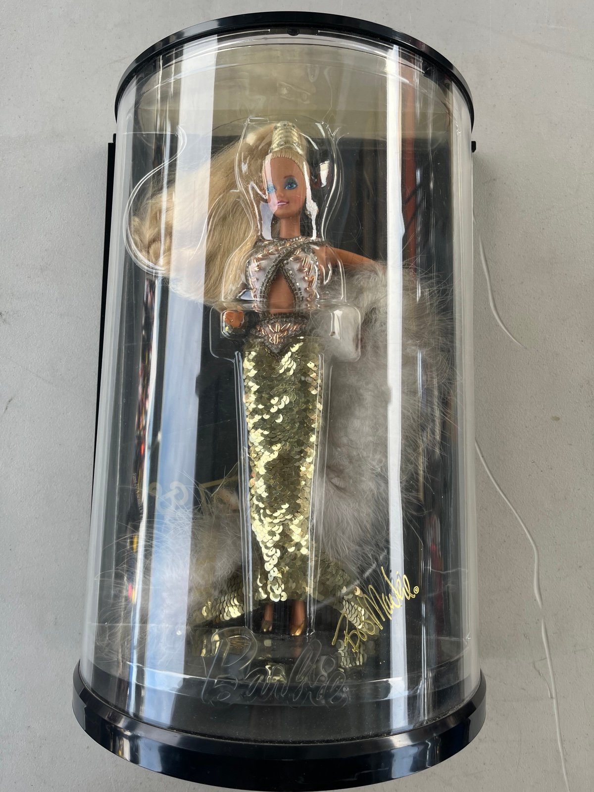 Barbie 1990 Gold Bob Mackie
