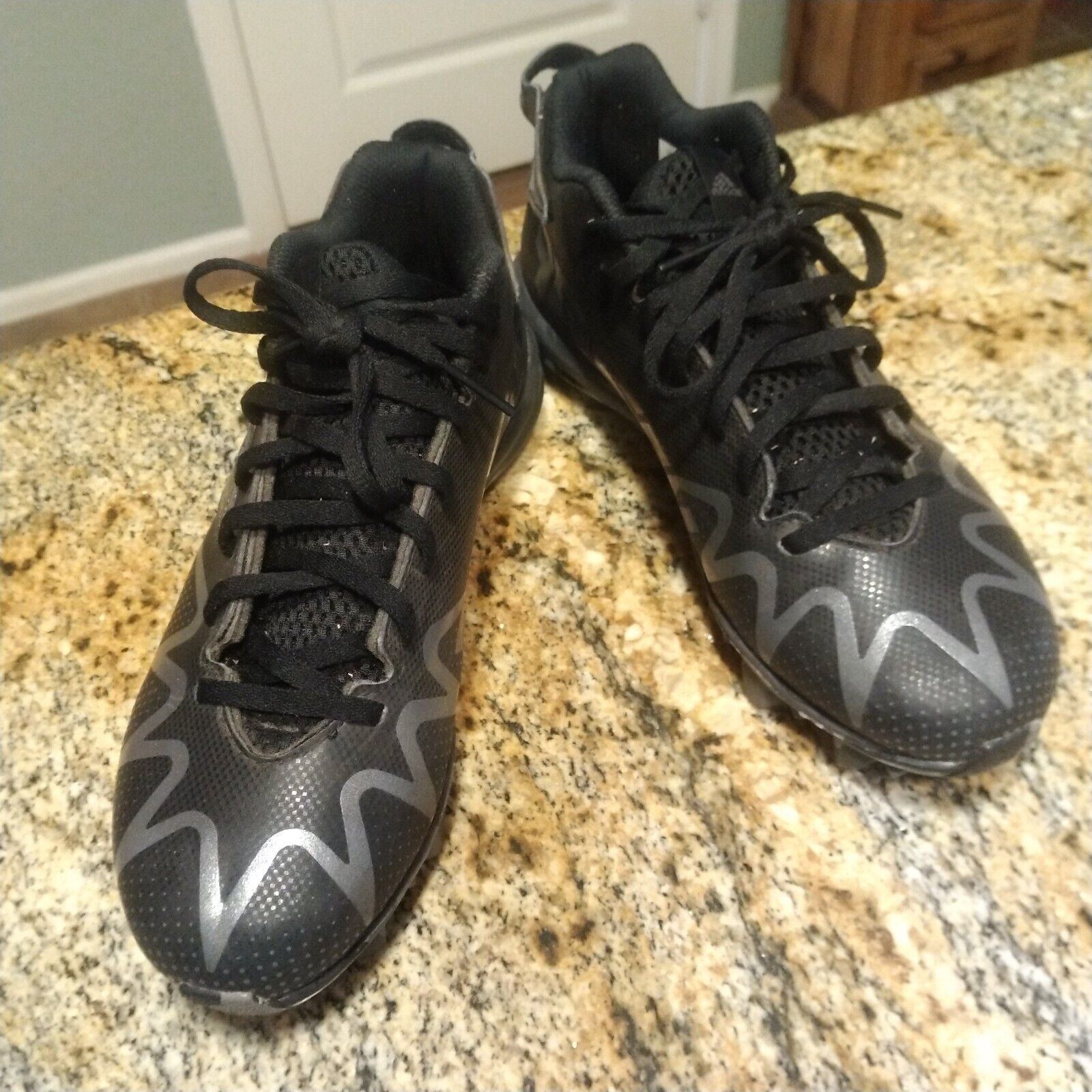 Adidas Freak Spark MD J GZ6889 Football Cleats Boy's Size 6