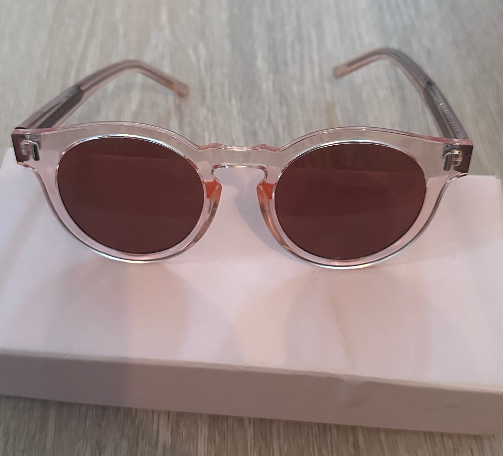 Bonnie Clyde|The Hill Sunglasses|Clear Pink