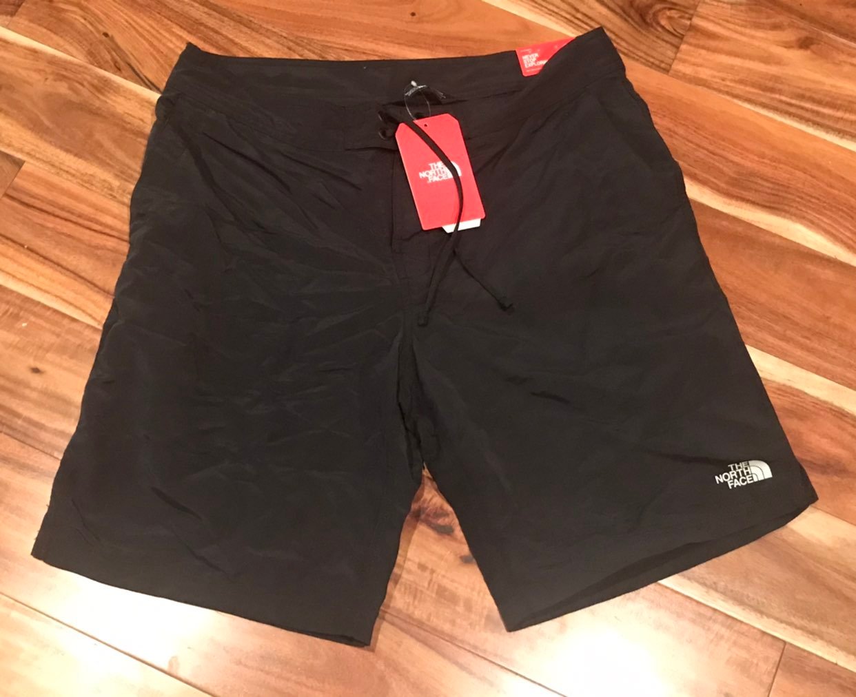 North face mens board shorts 34