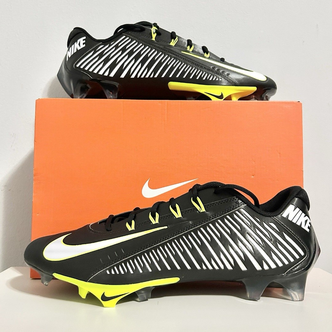 Nike Vapor Edge 360 VC “Black Volt” Men’s Size 14.5 White Football Cleats