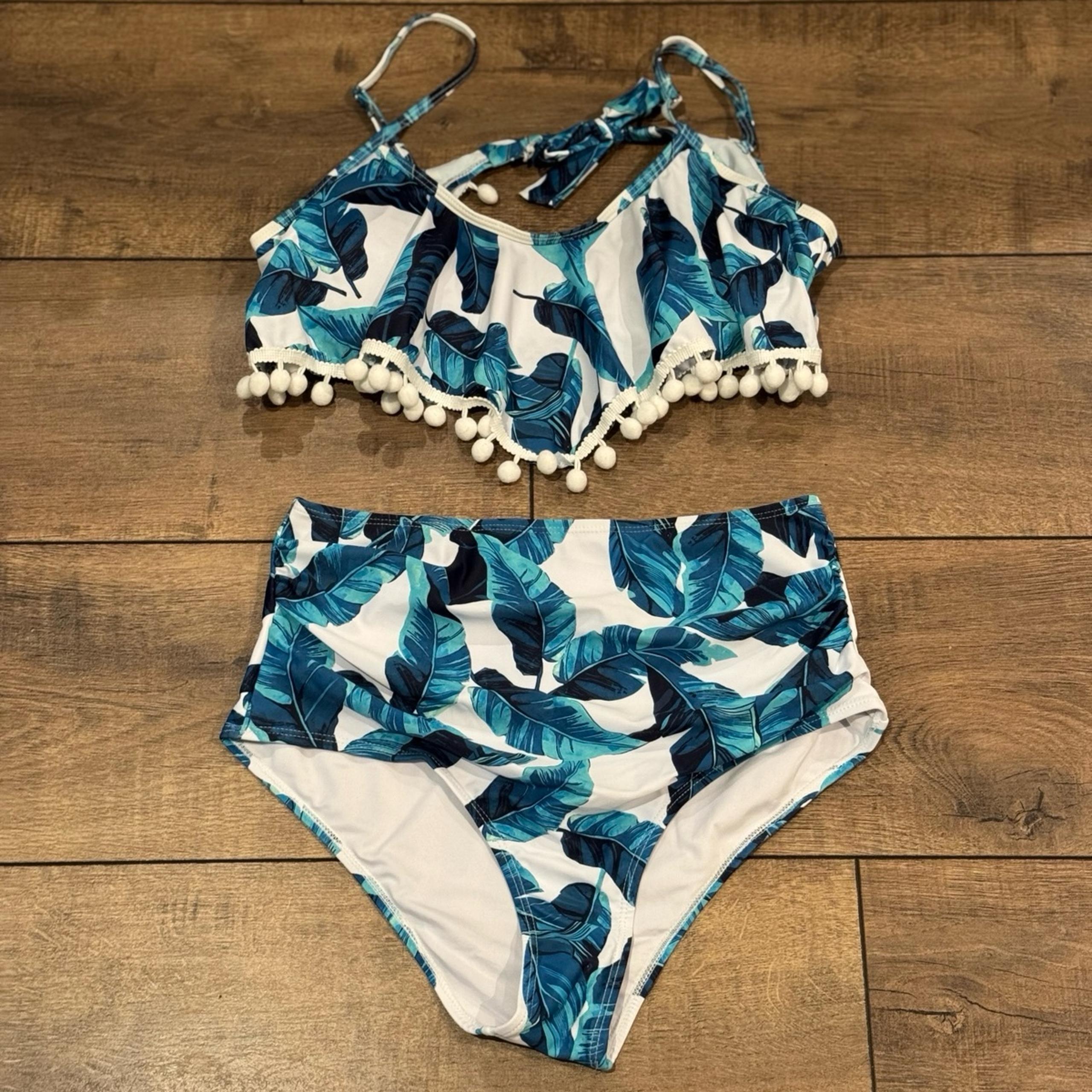 Women’s High Waisted Blue Leaves Swimsuit Bikini: Size Medium *NWOT*
