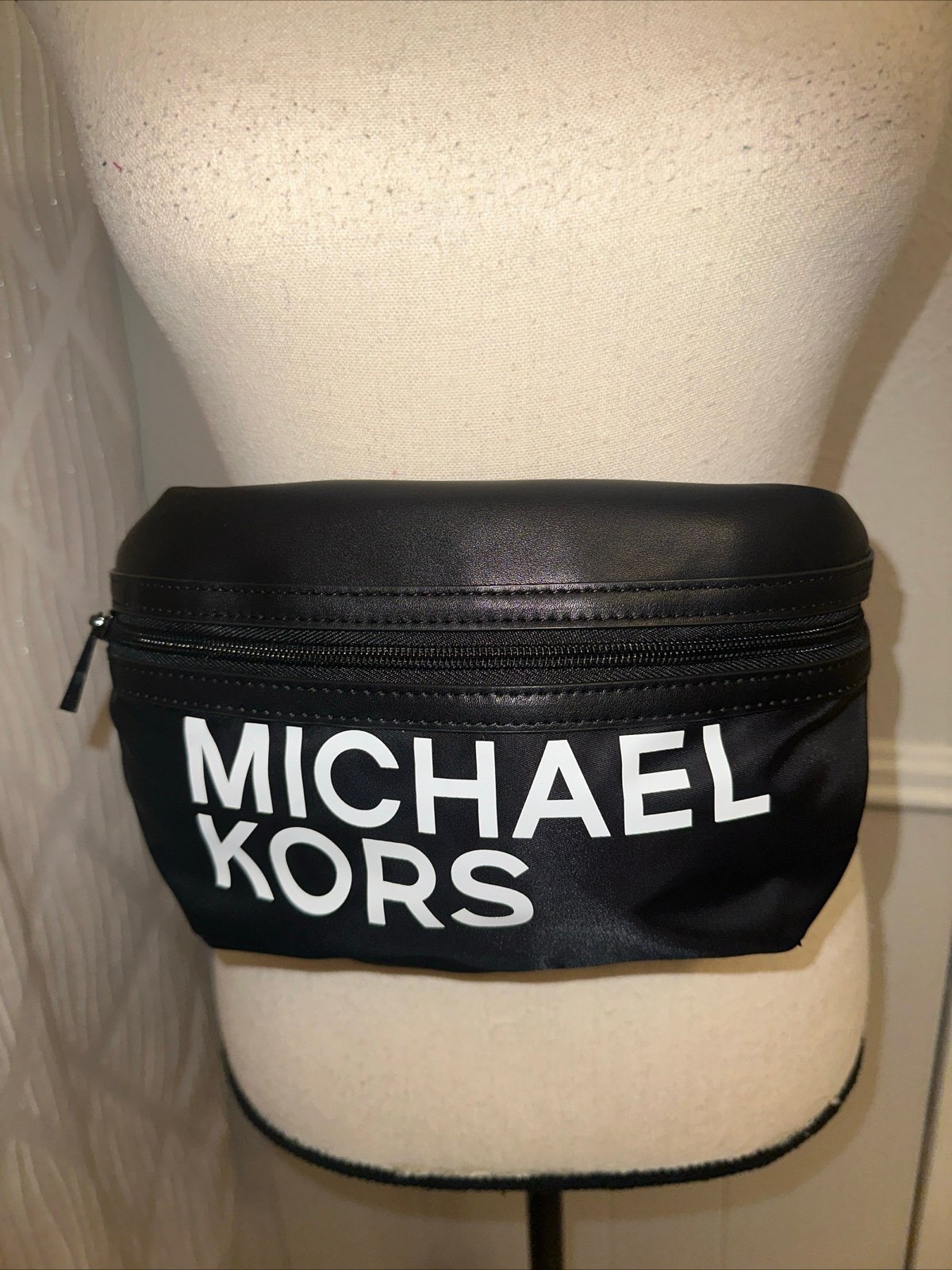 michael michael kors sport belt bag