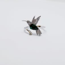 Hummingbird Ring - Emerald Gem