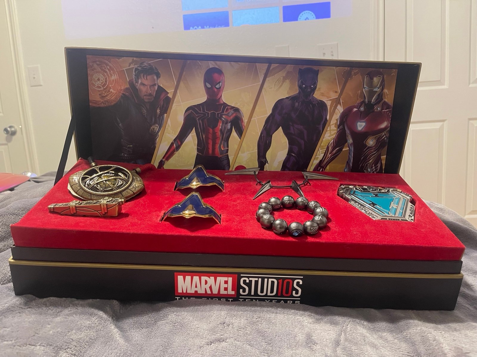 Marvel Avengers Power Pack Jewelry Collection