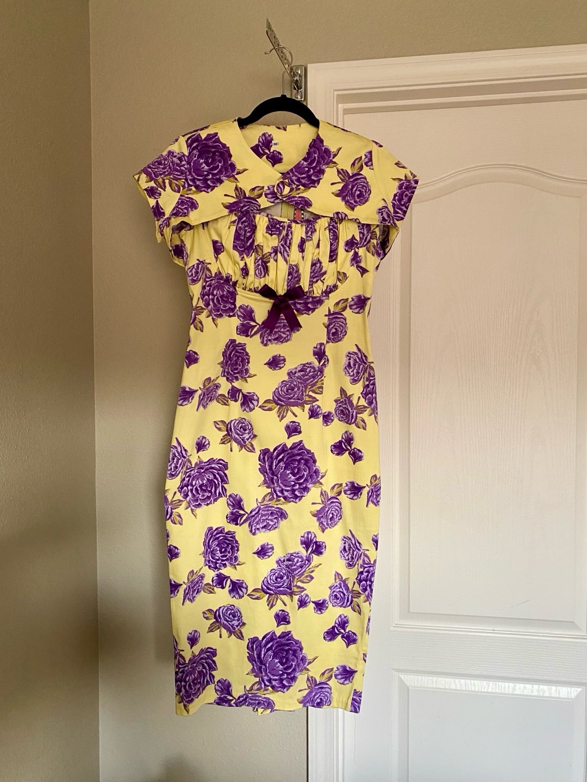 Pinup Girl Clothing Wiggle Dress size M